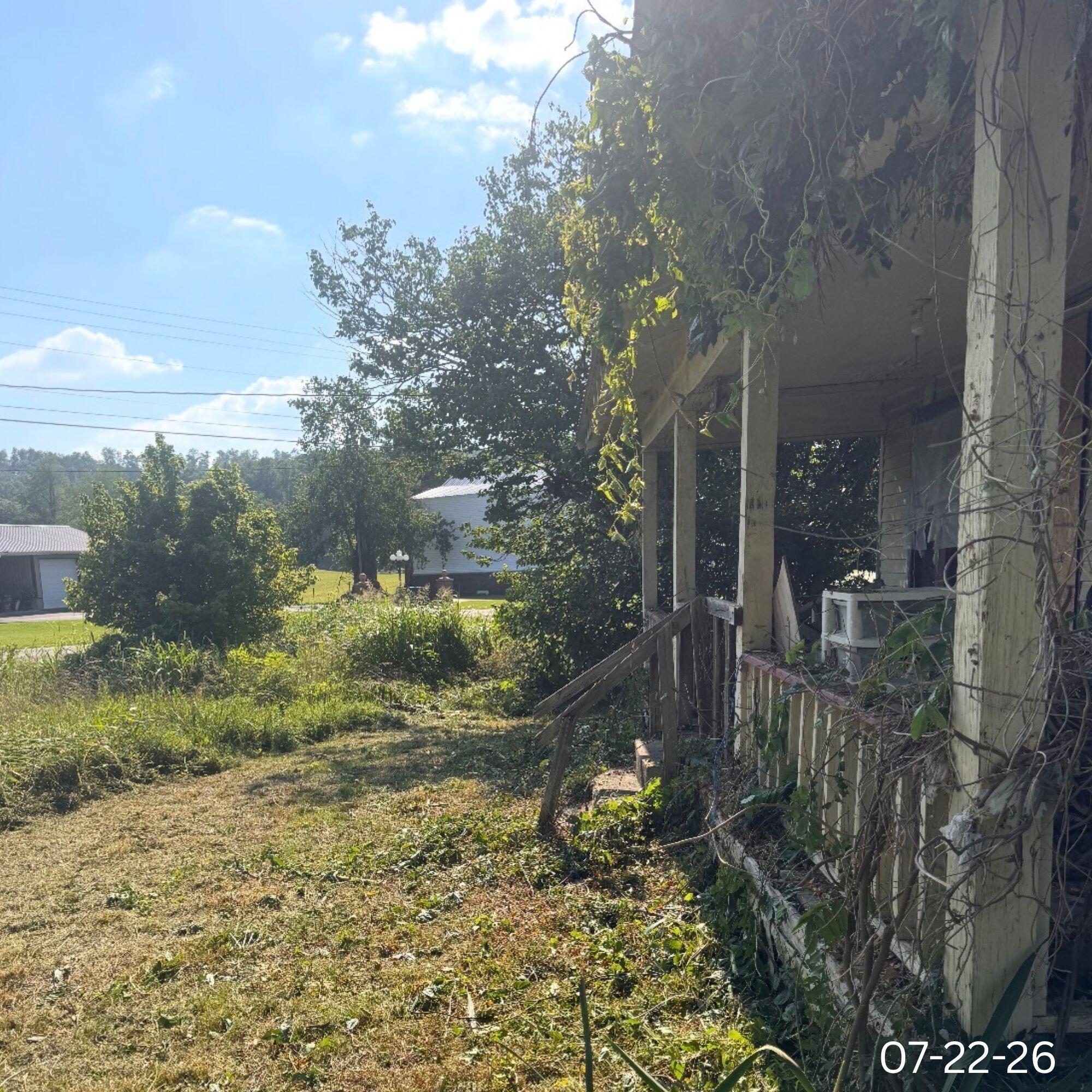 1386 State Highway 1092 Property Photo 1