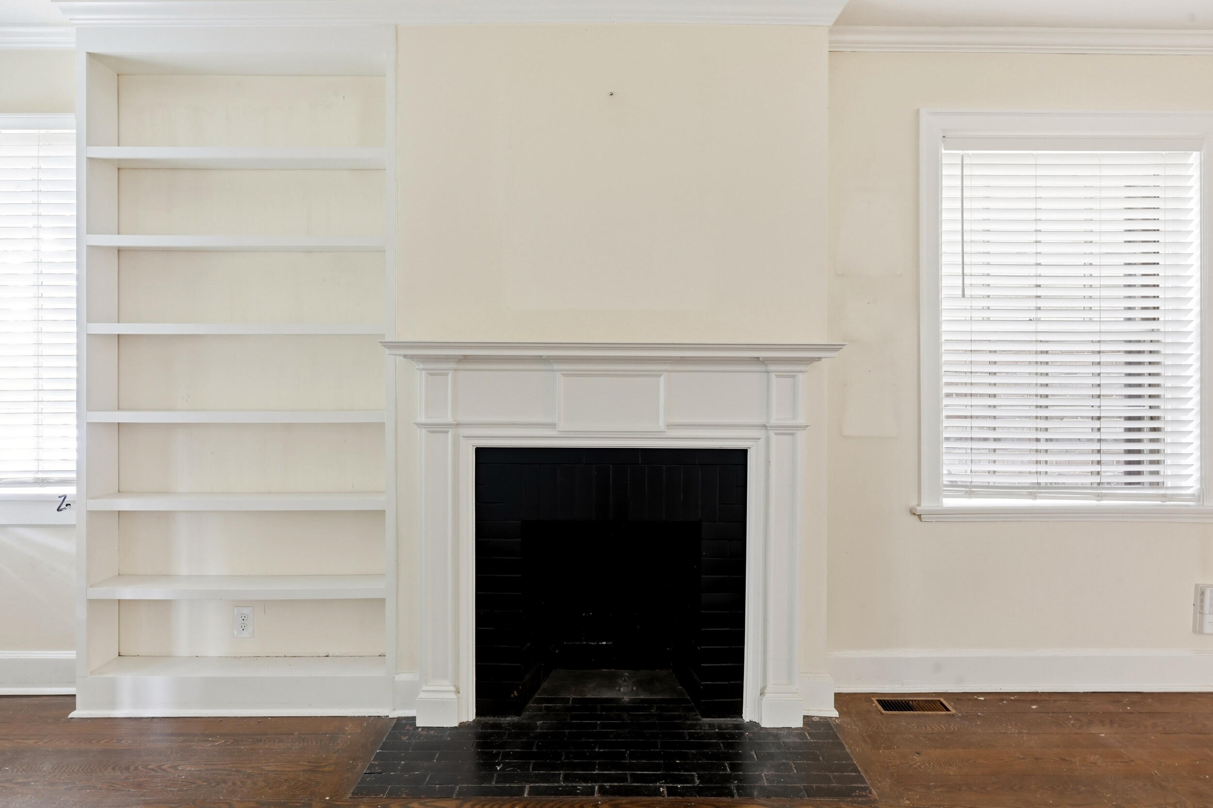 110-112 S Hanover Avenue Property Photo 8