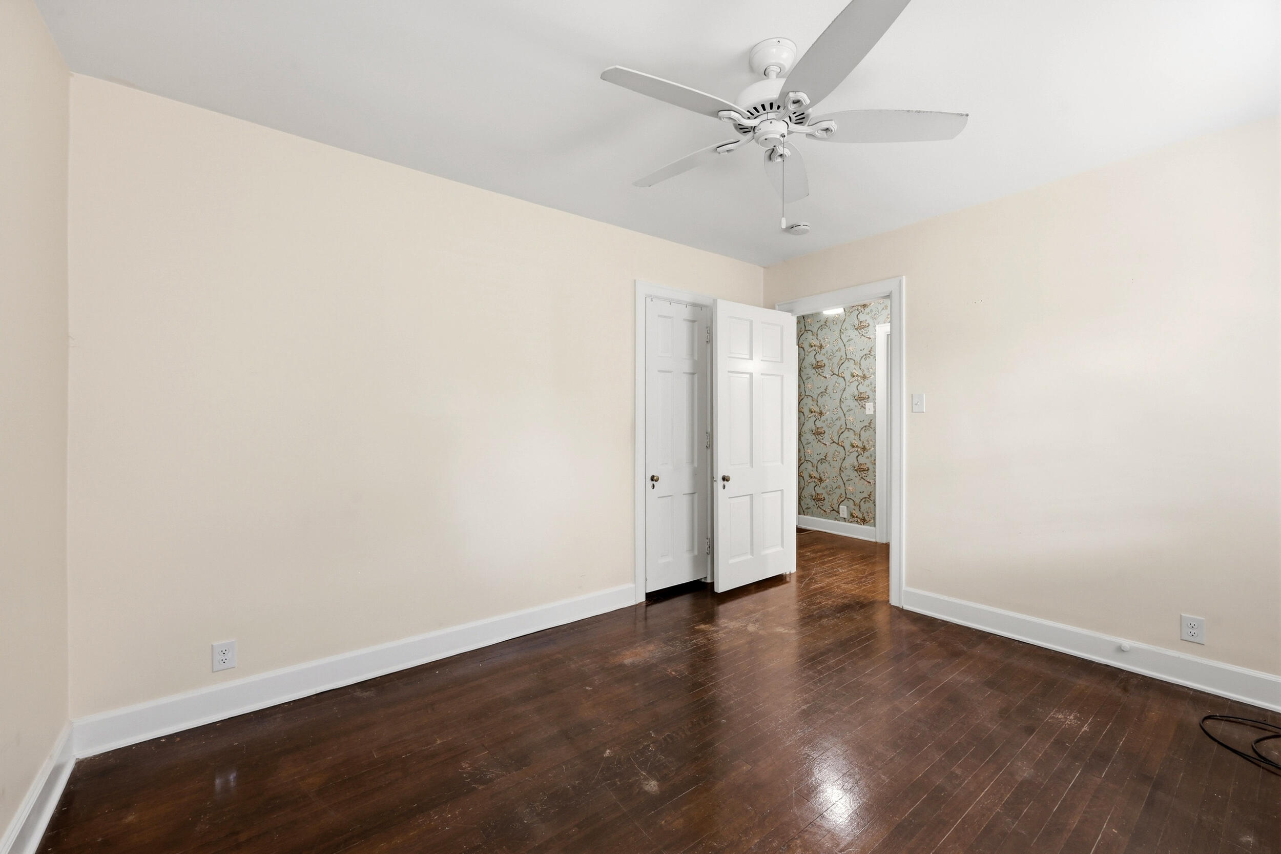 110-112 S Hanover Avenue Property Photo 19