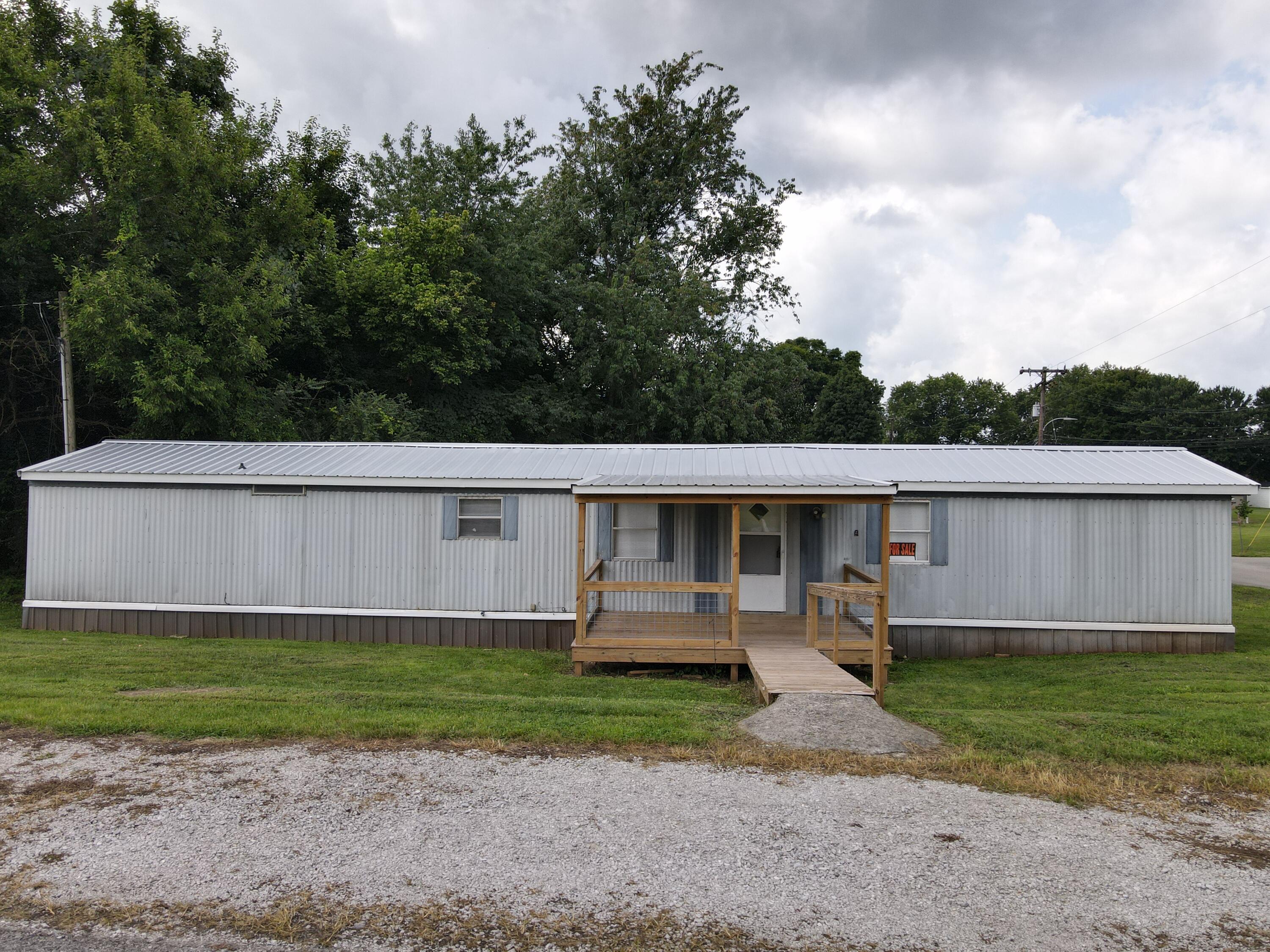 16 E High Street Property Photo 4