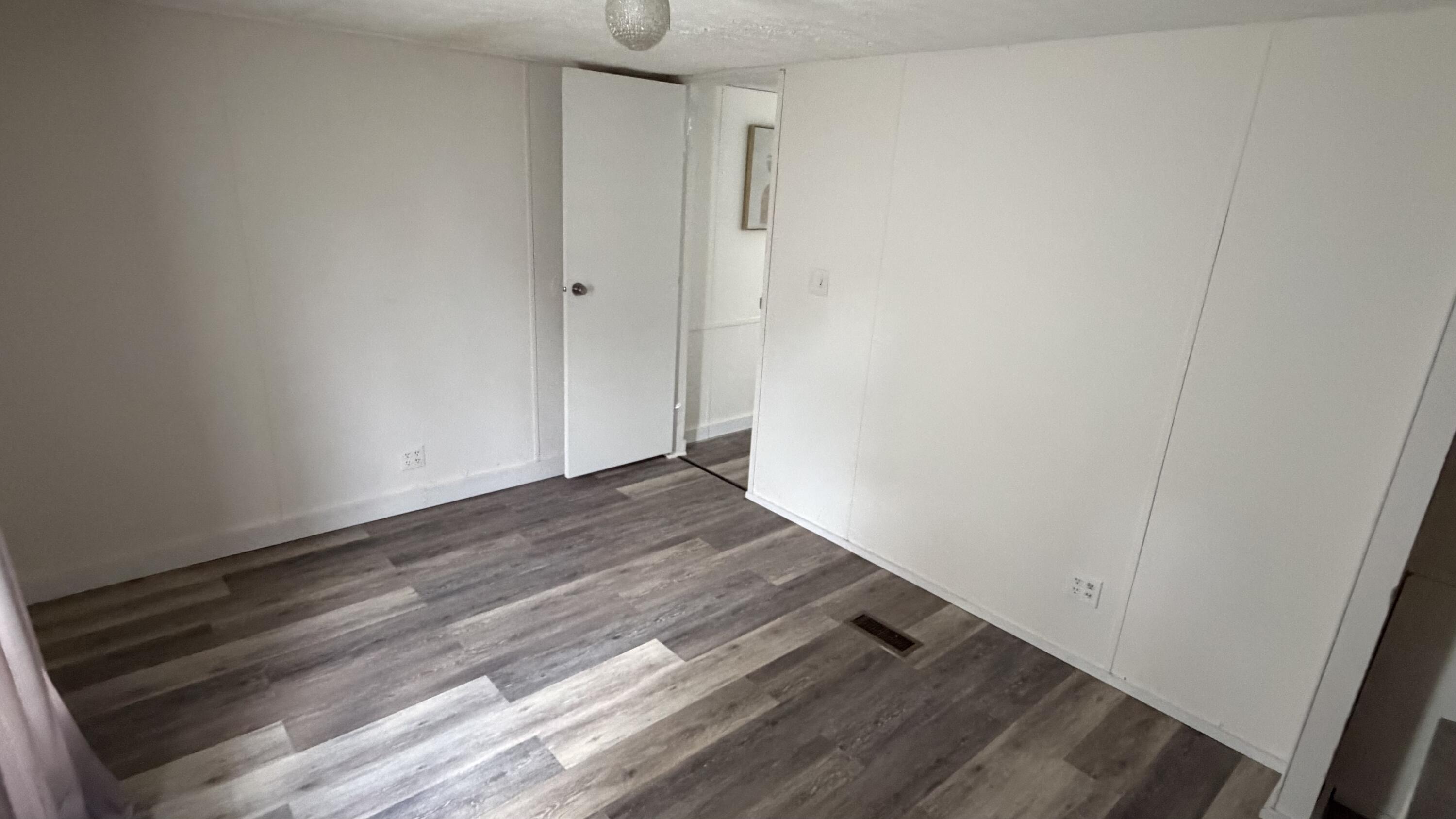 16 E High Street Property Photo 14