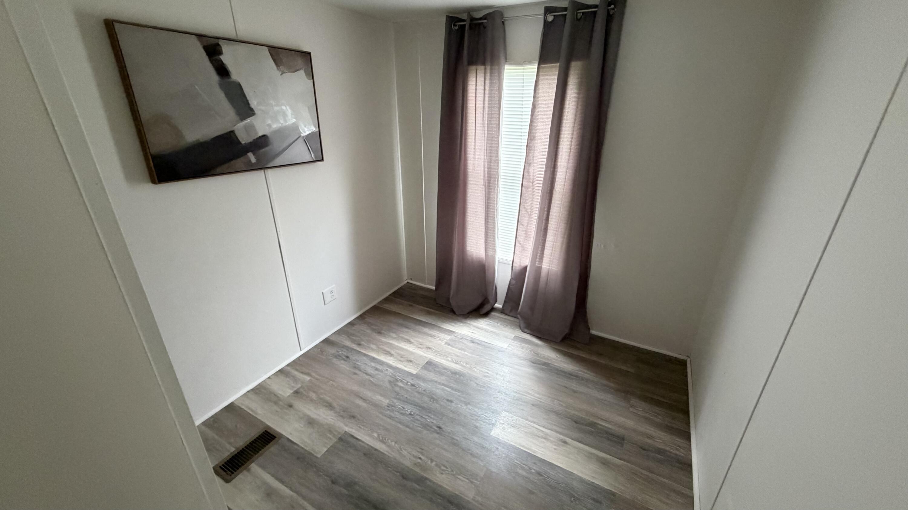 16 E High Street Property Photo 15