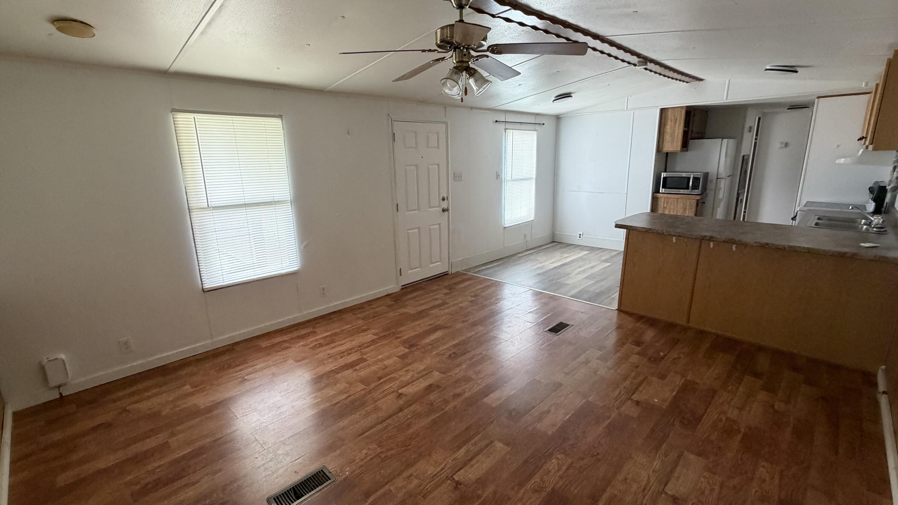 16 E High Street Property Photo 38