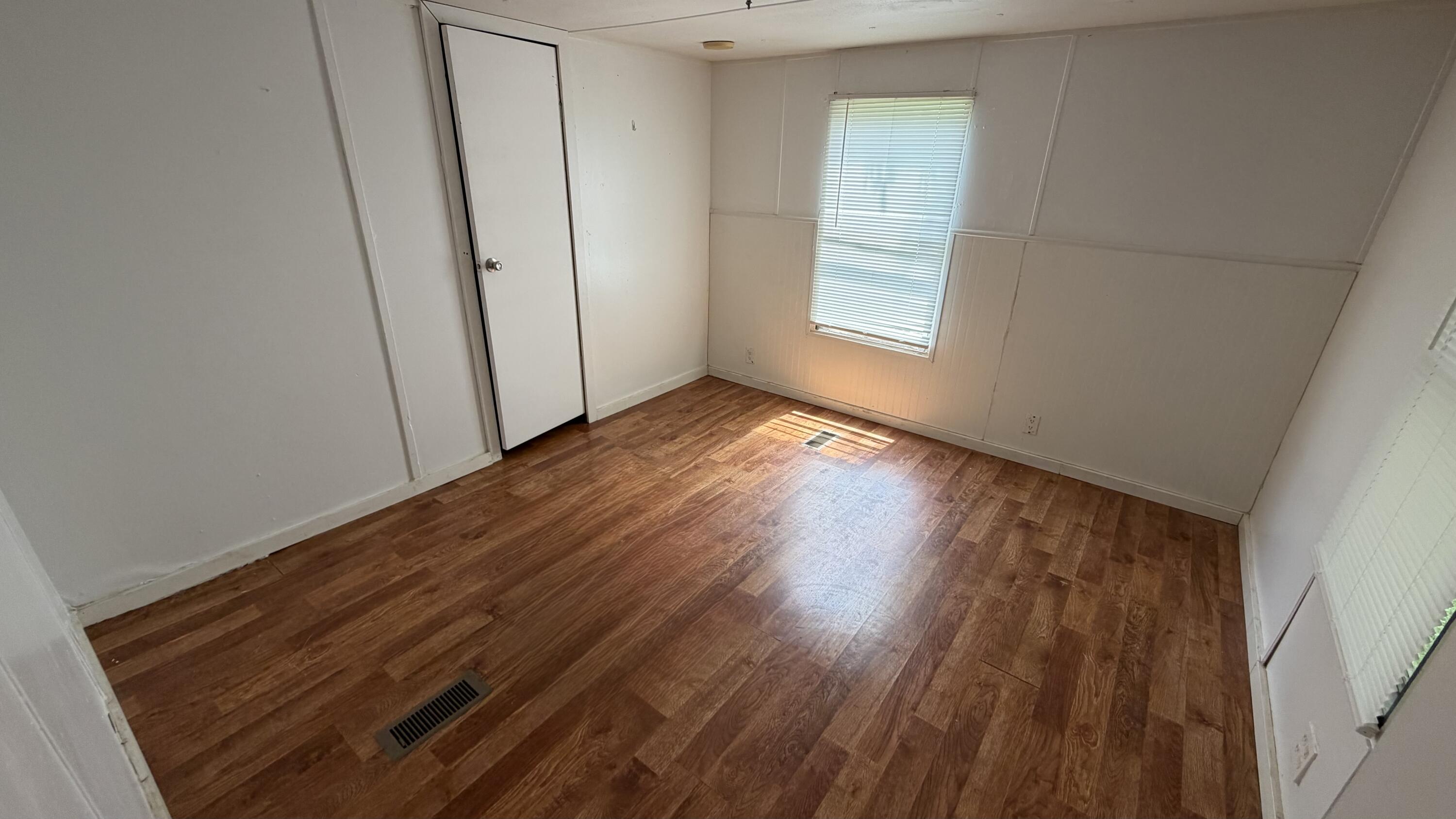 16 E High Street Property Photo 42