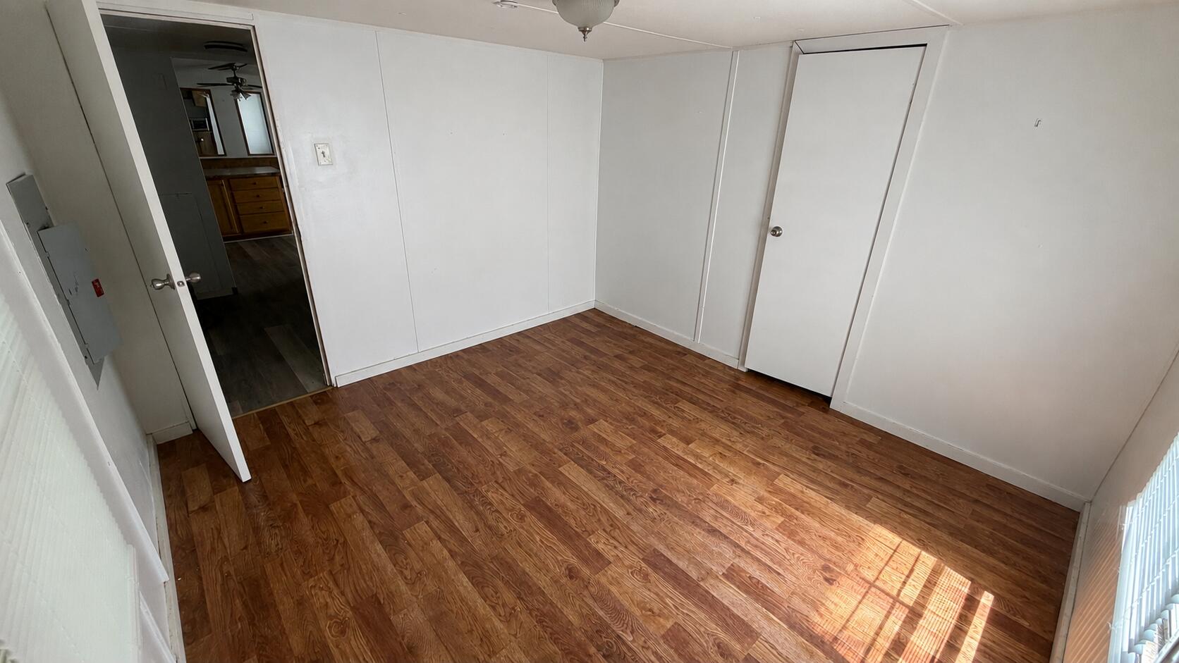 16 E High Street Property Photo 43