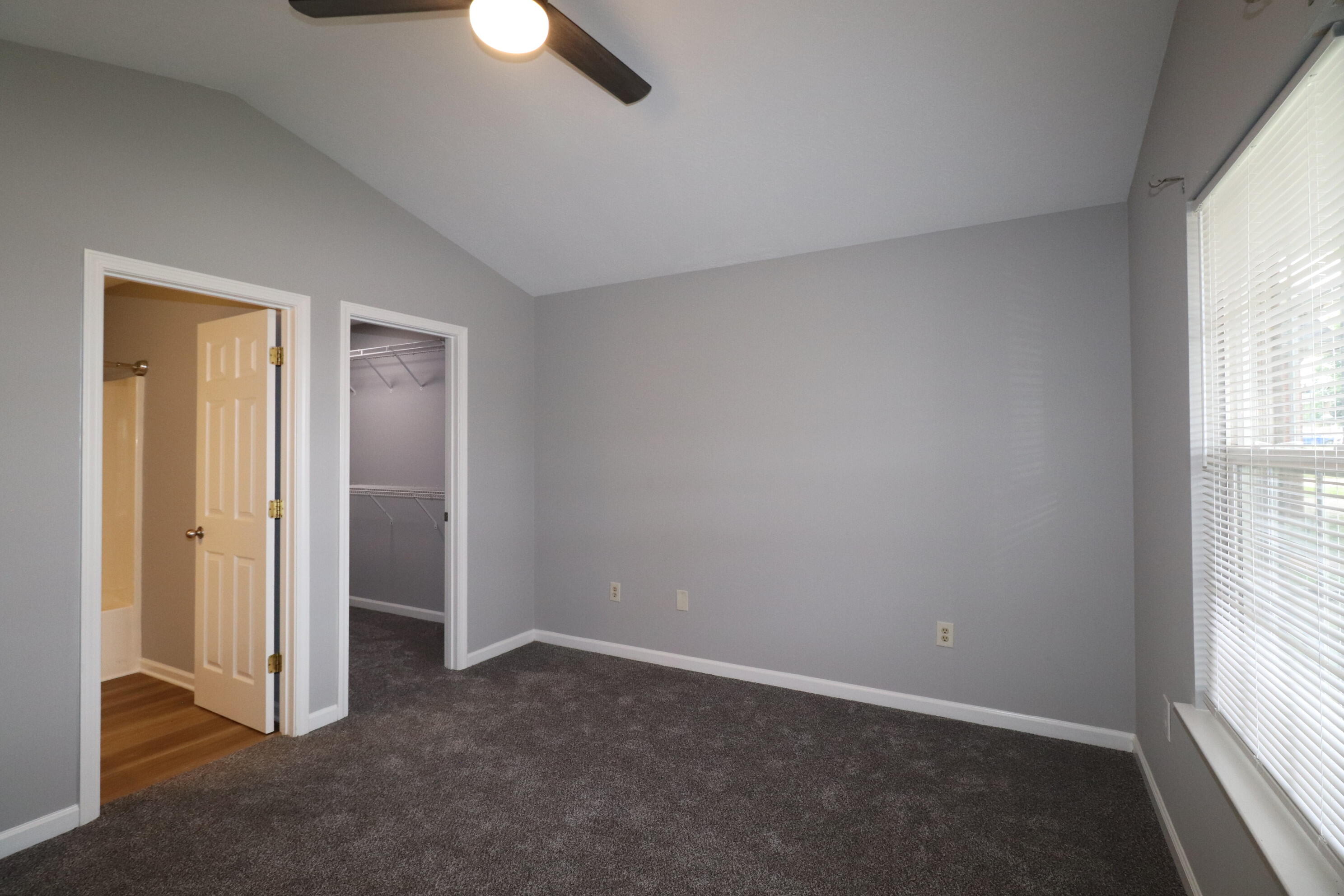 125 Christopher Drive Property Photo 4