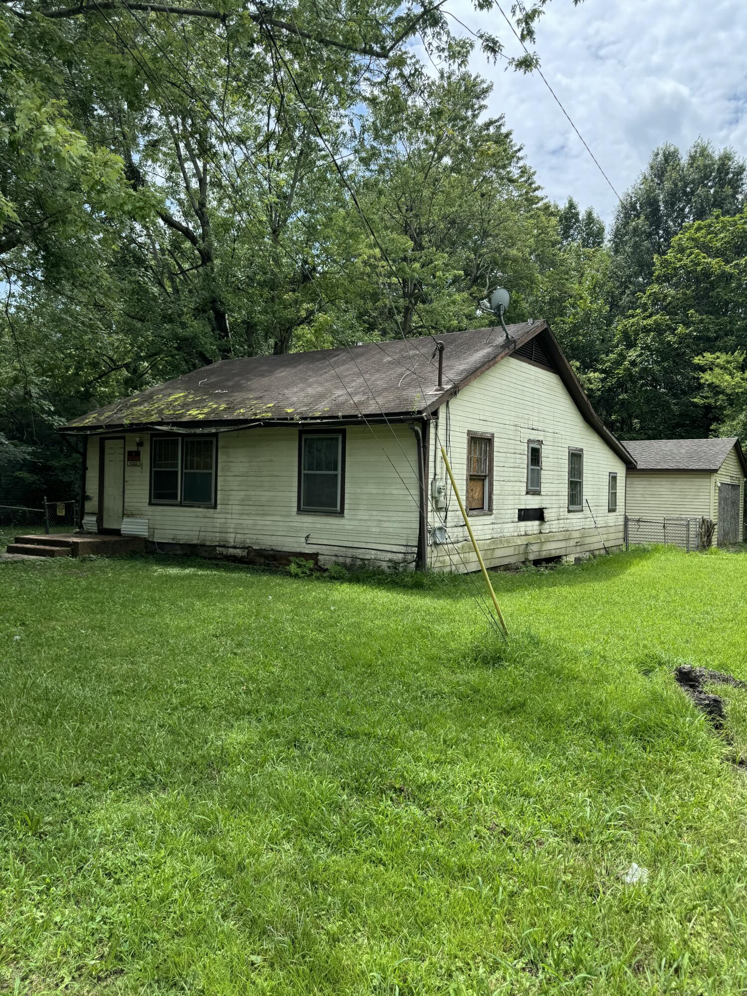 1601 Alexander Avenue Property Photo 1