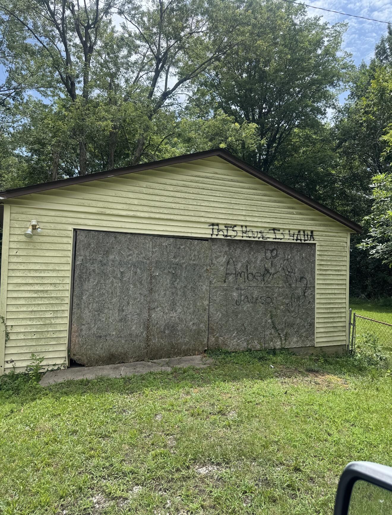 1601 Alexander Avenue Property Photo 8