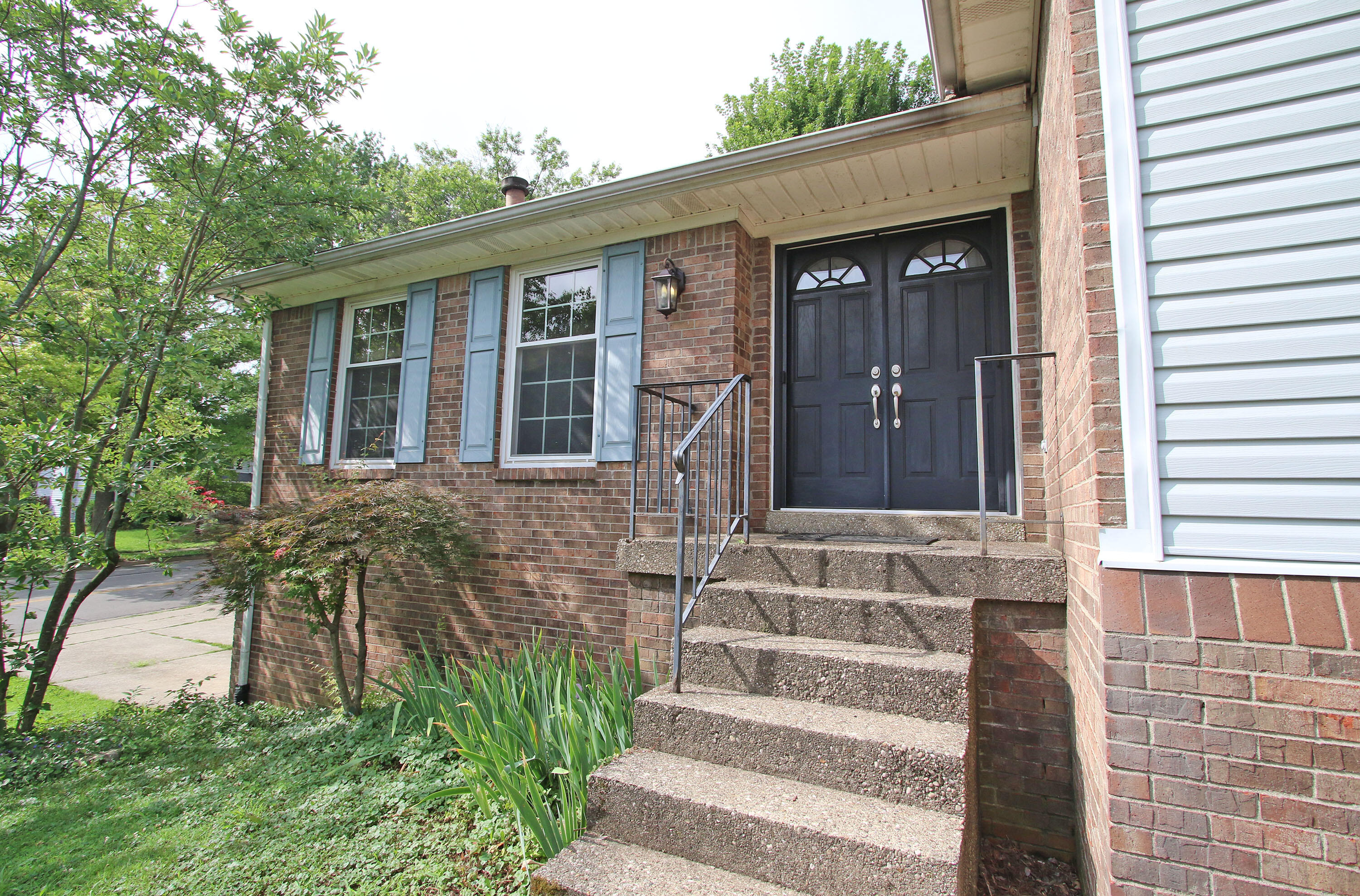 388 Cromwell Way Property Photo 3
