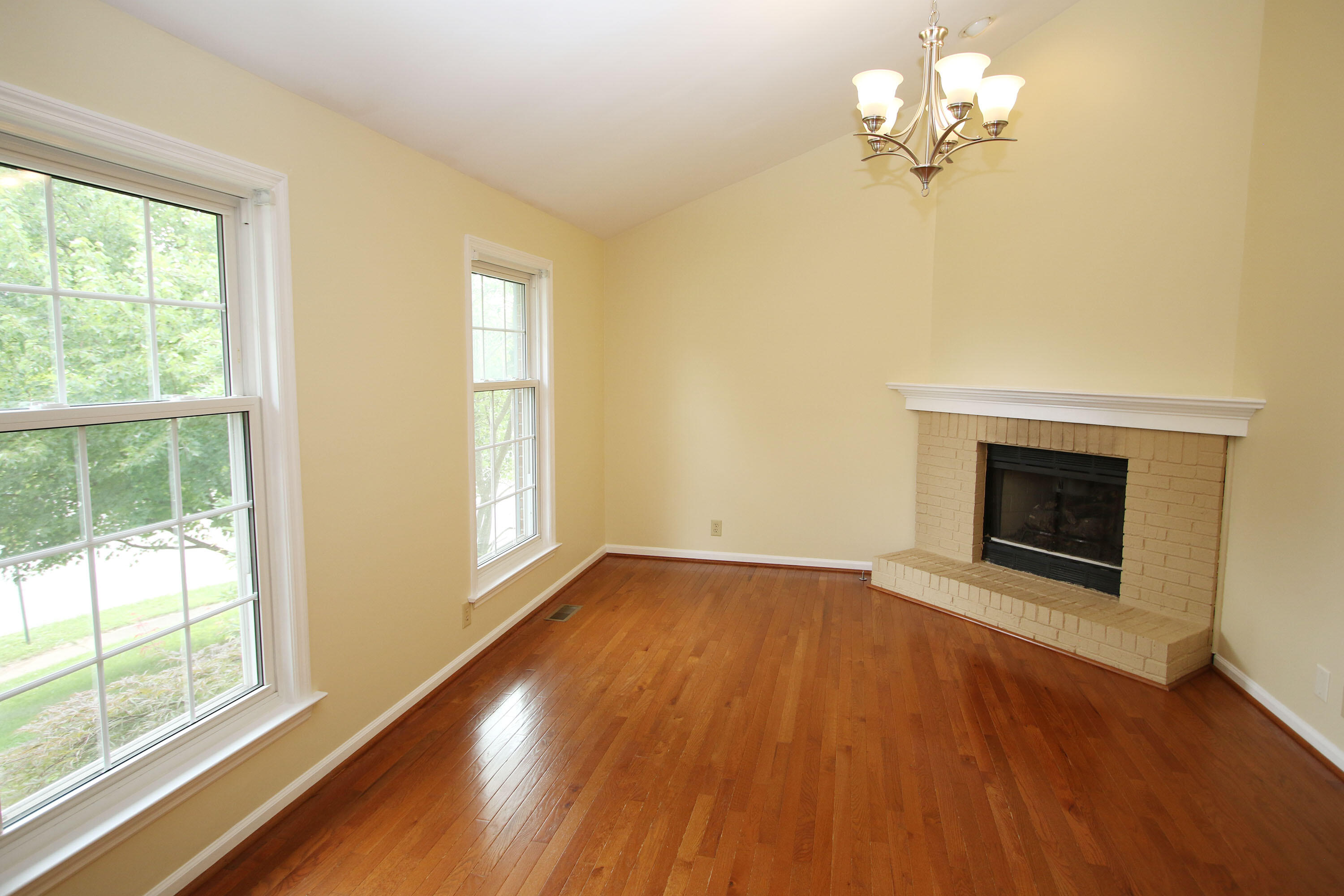 388 Cromwell Way Property Photo 6