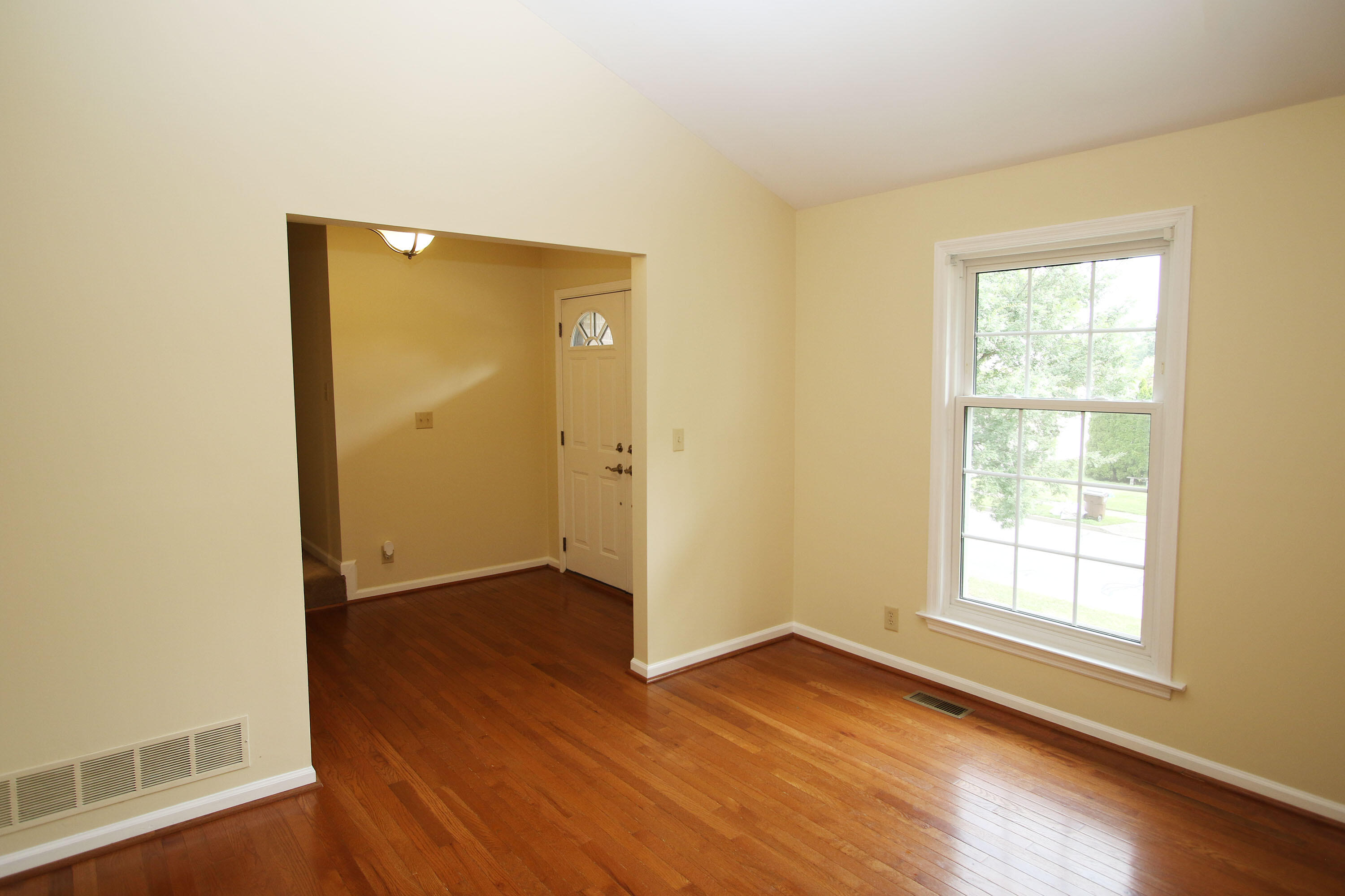 388 Cromwell Way Property Photo 8