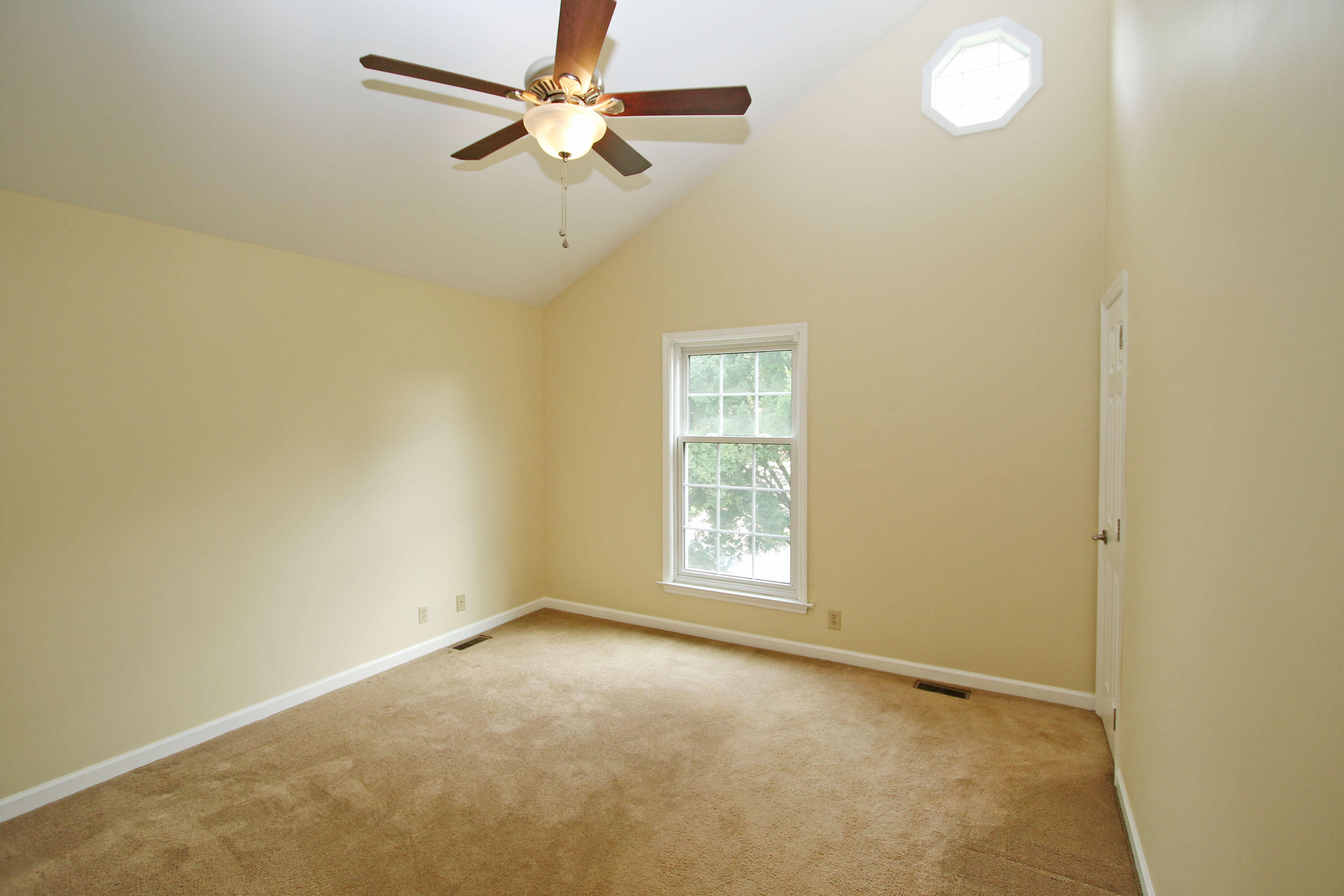 388 Cromwell Way Property Photo 15