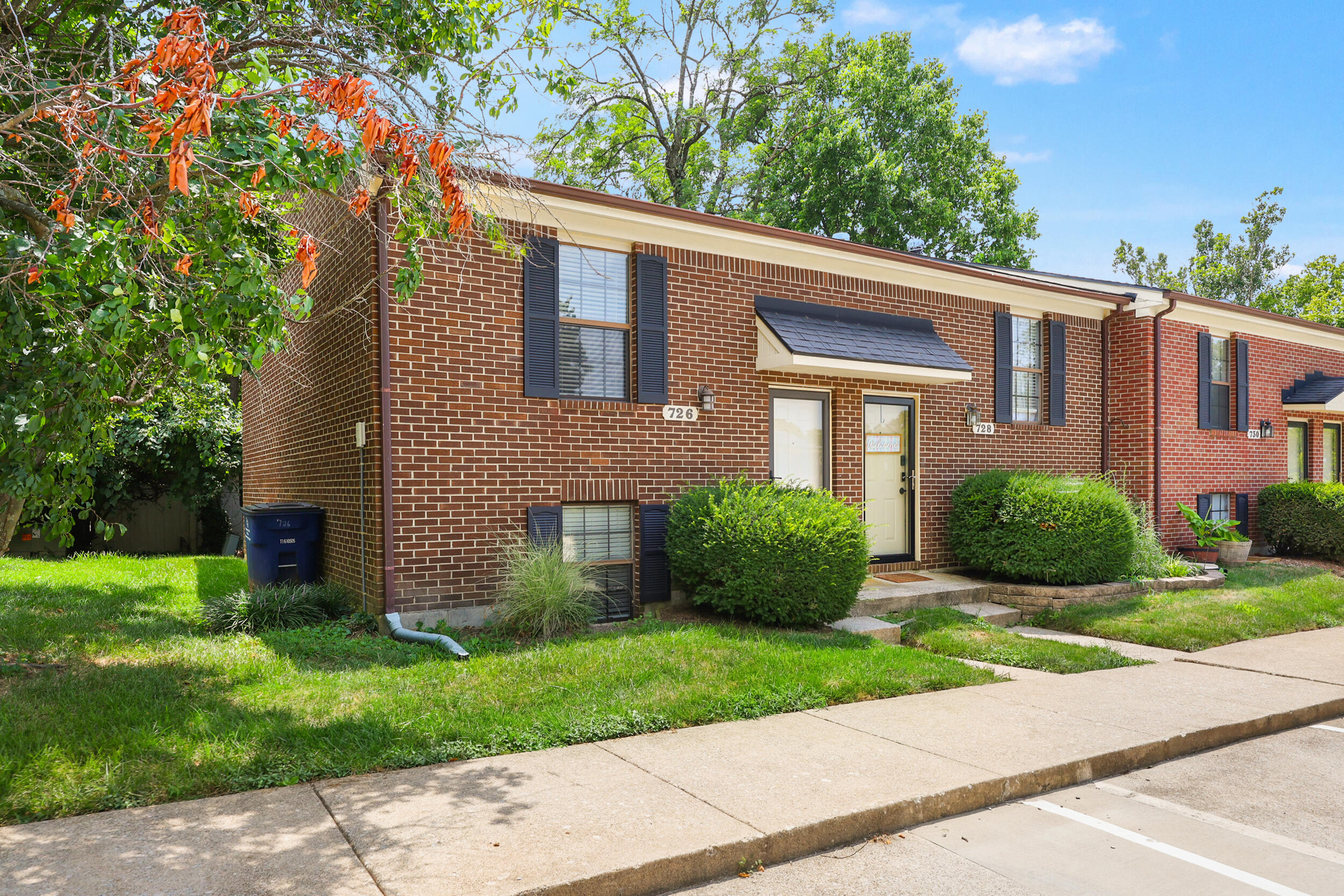 726 Spring Meadows Drive Property Photo 3