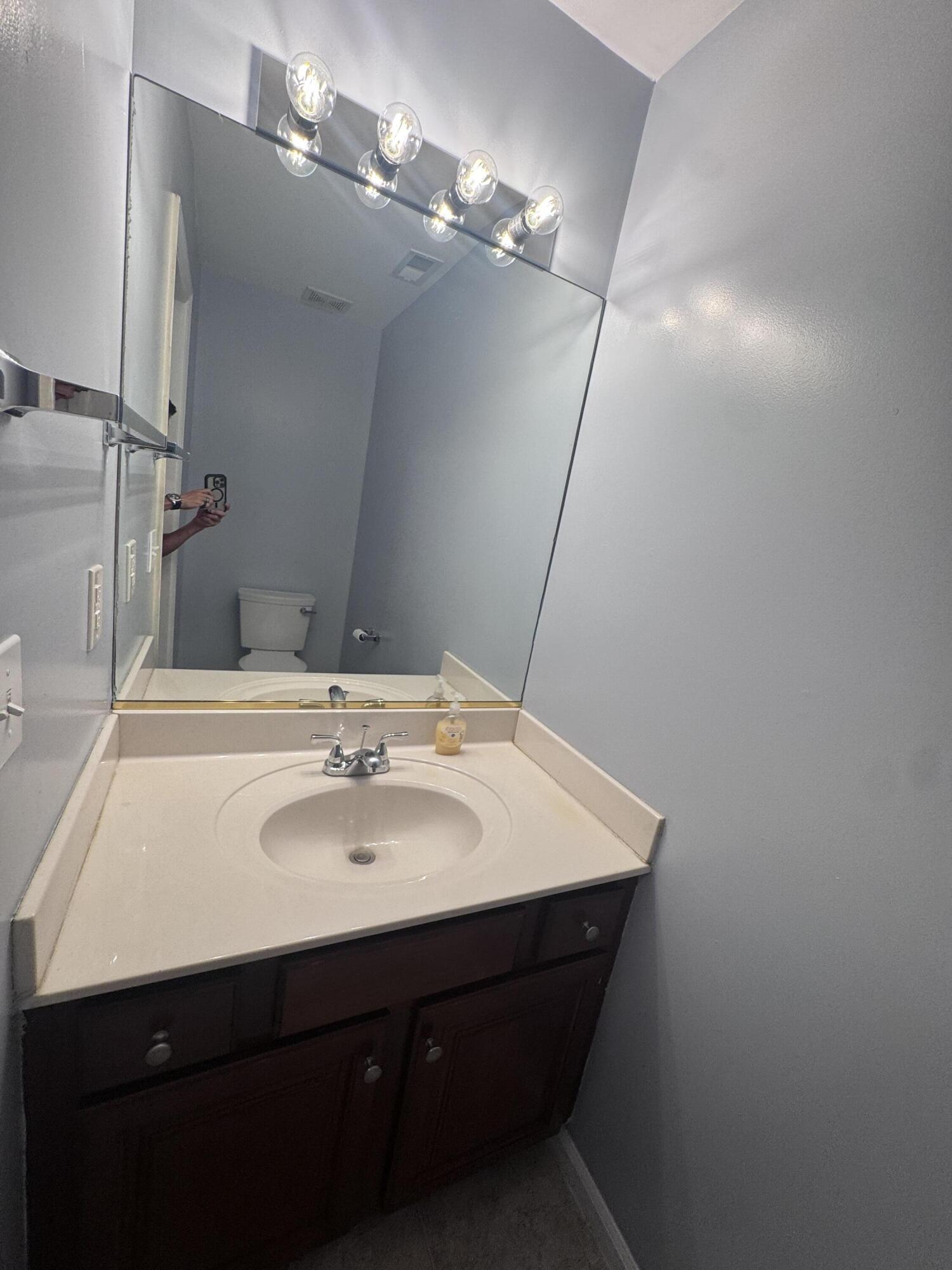 3644 Gladman Way Property Photo 15