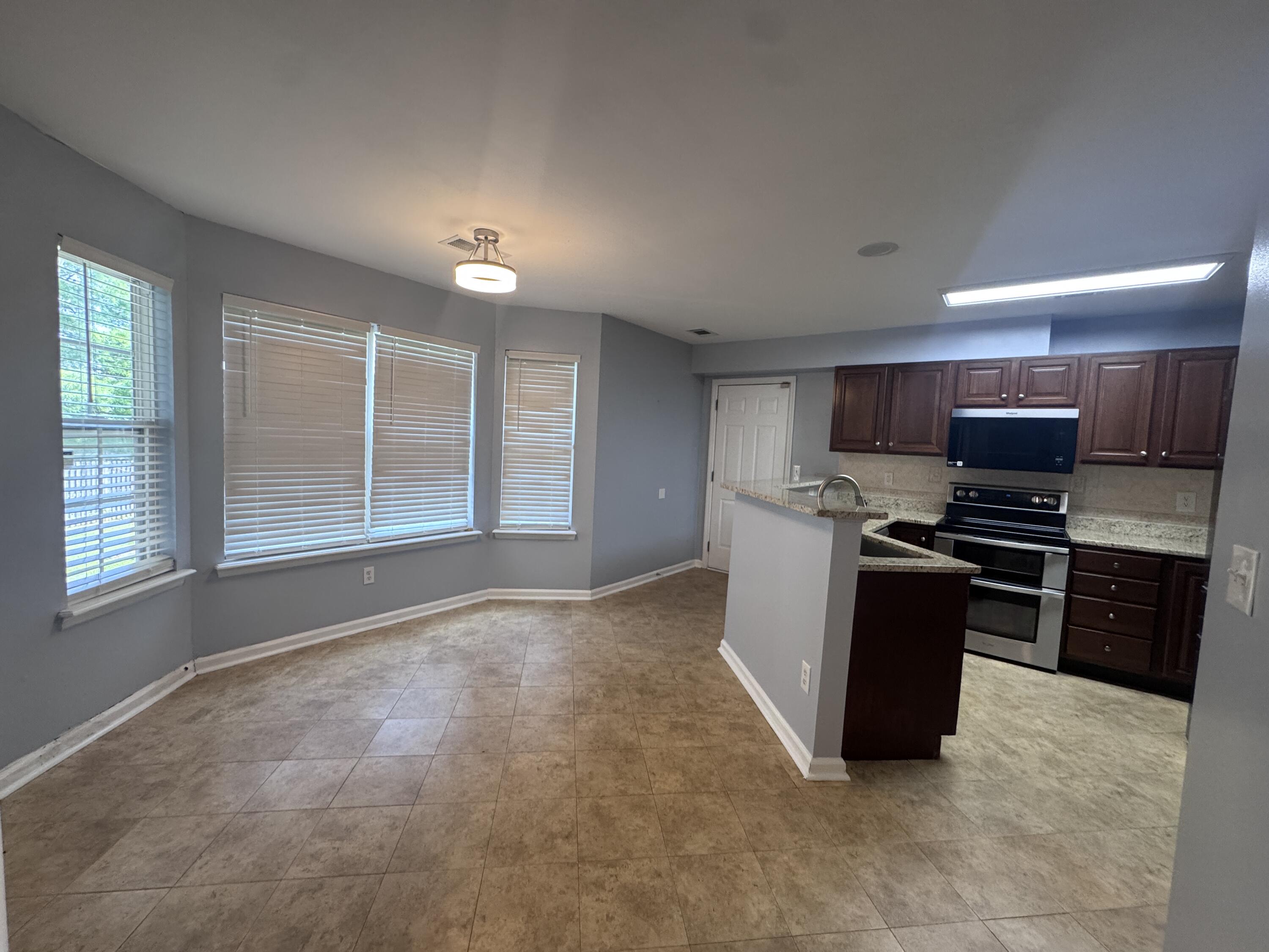 3644 Gladman Way Property Photo 16