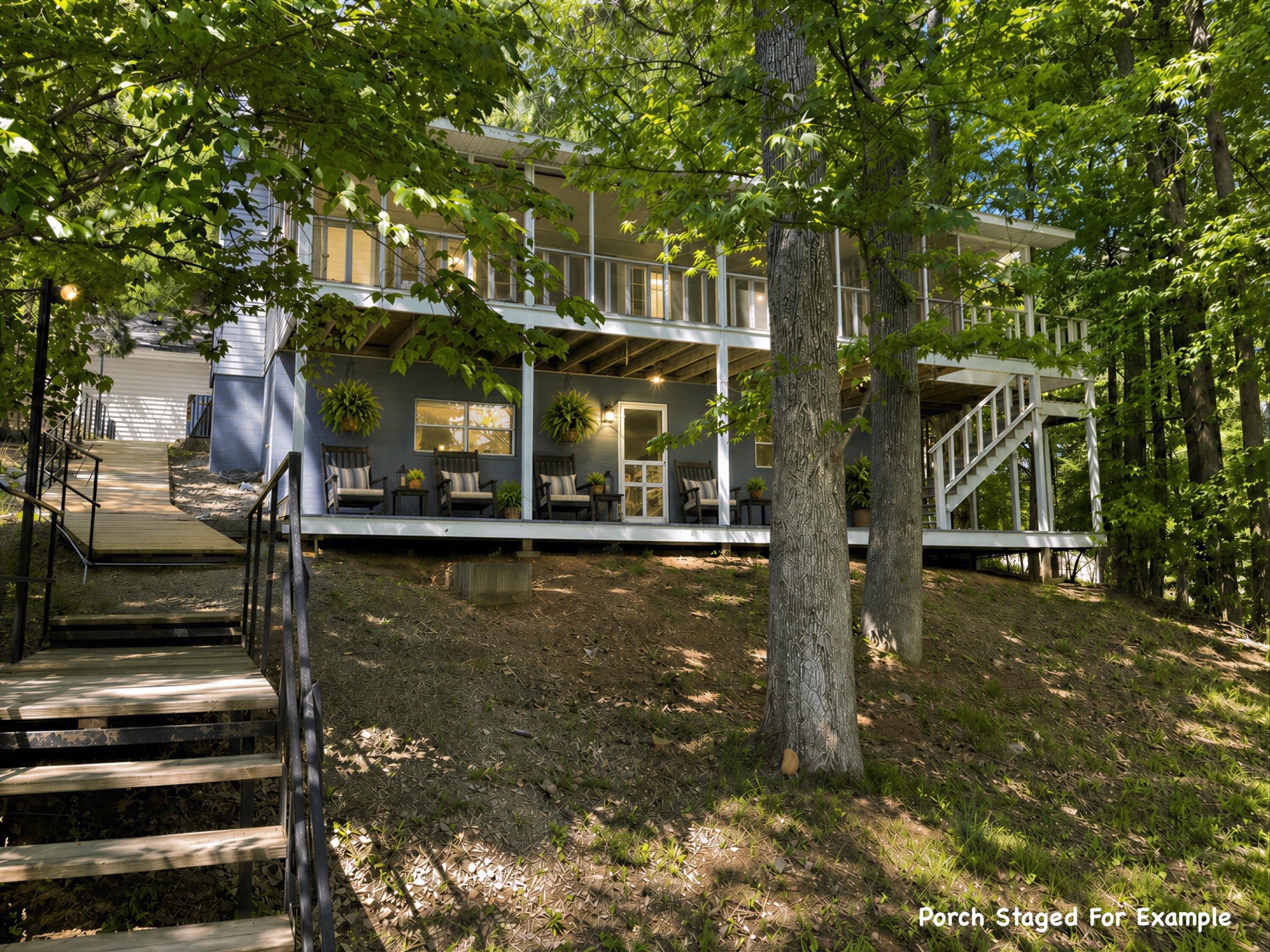 537 Algonquin Road Property Photo 1