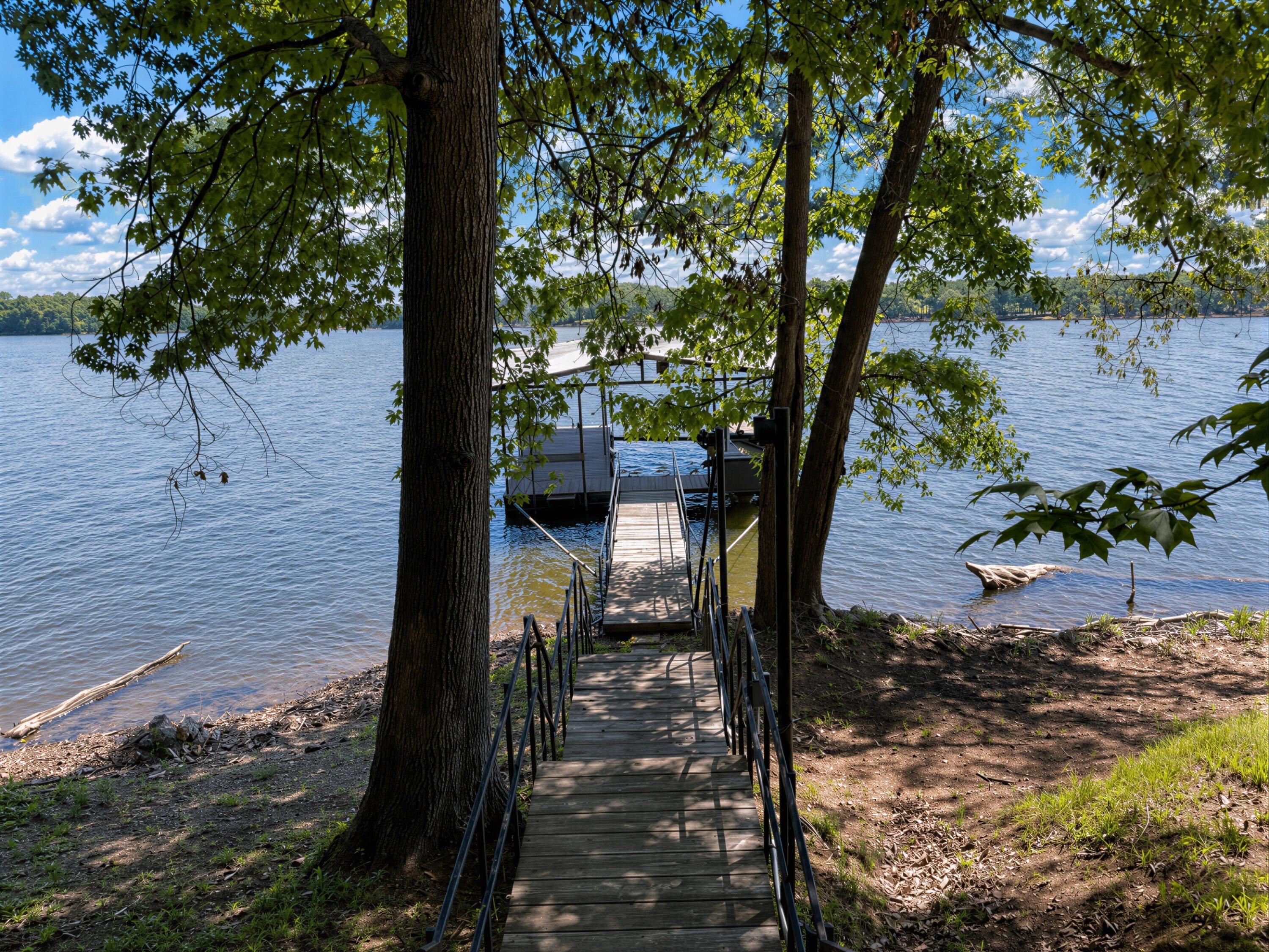 537 Algonquin Road Property Photo 41
