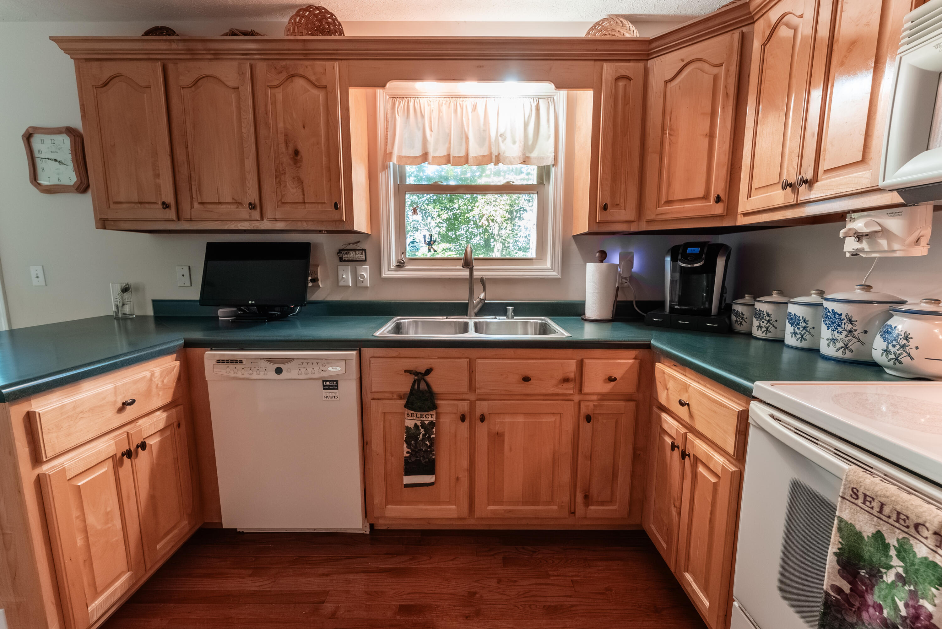 771 Cliffside Drive Property Photo 19