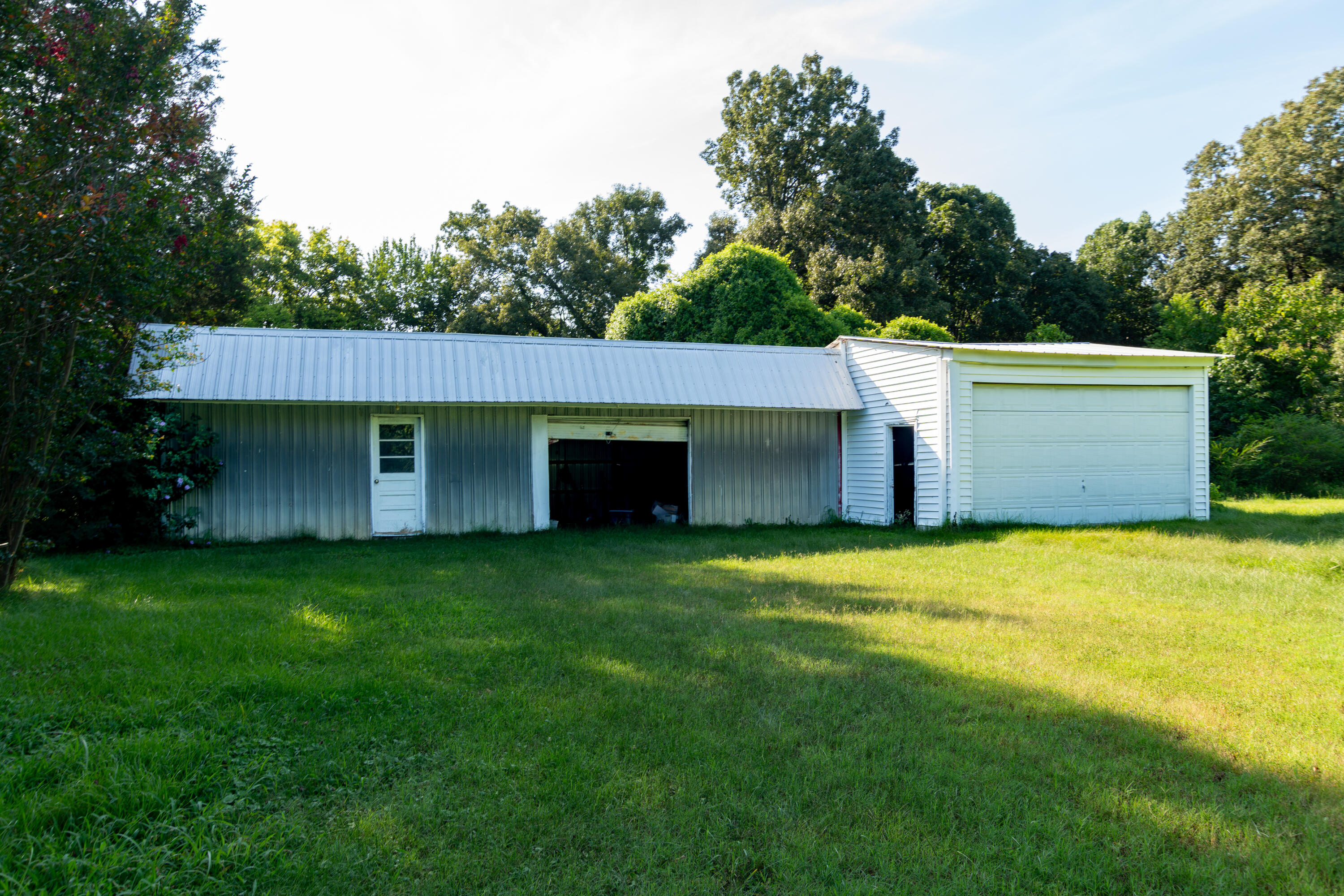 236 Gilhaven Drive Property Photo 8
