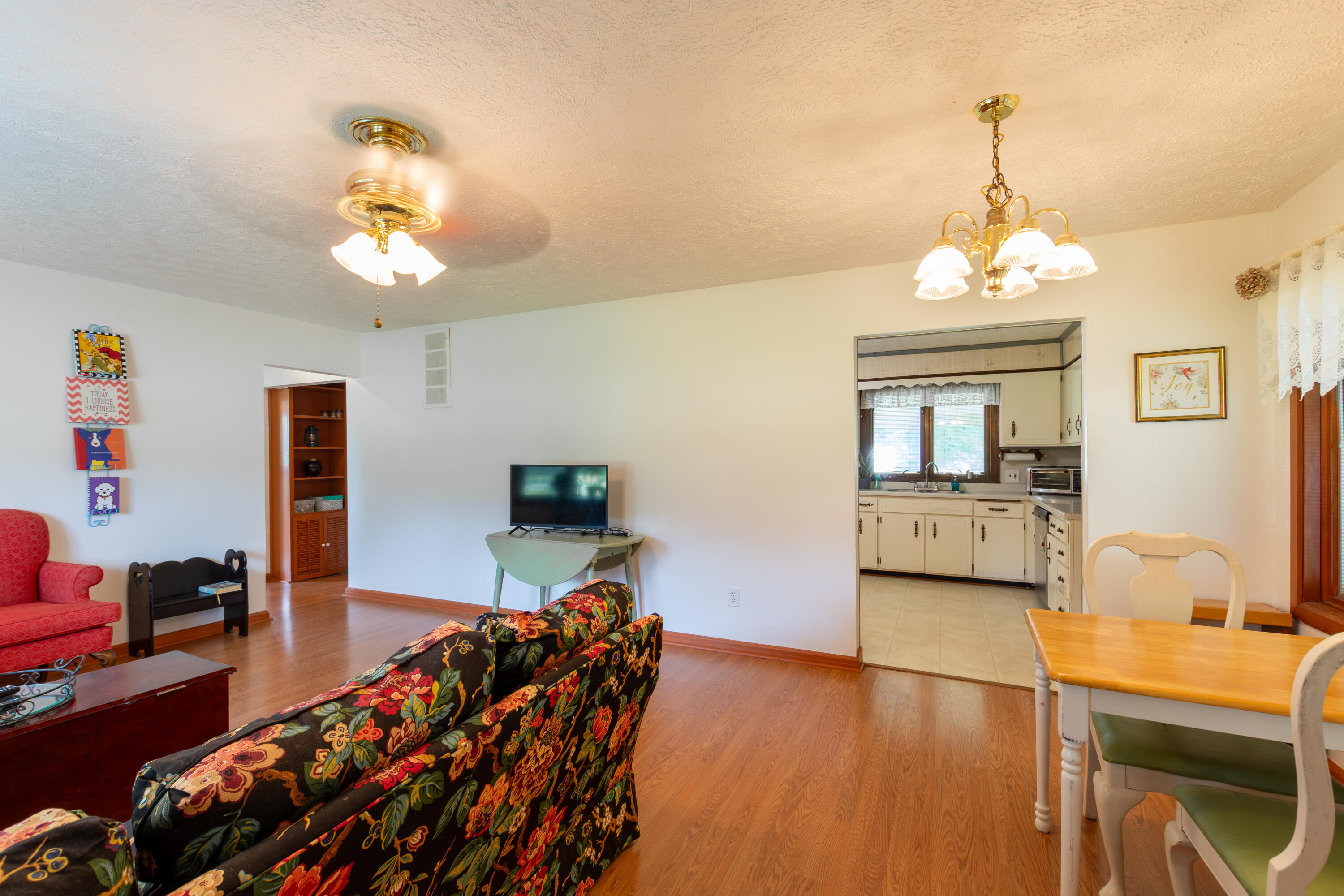 236 Gilhaven Drive Property Photo 10