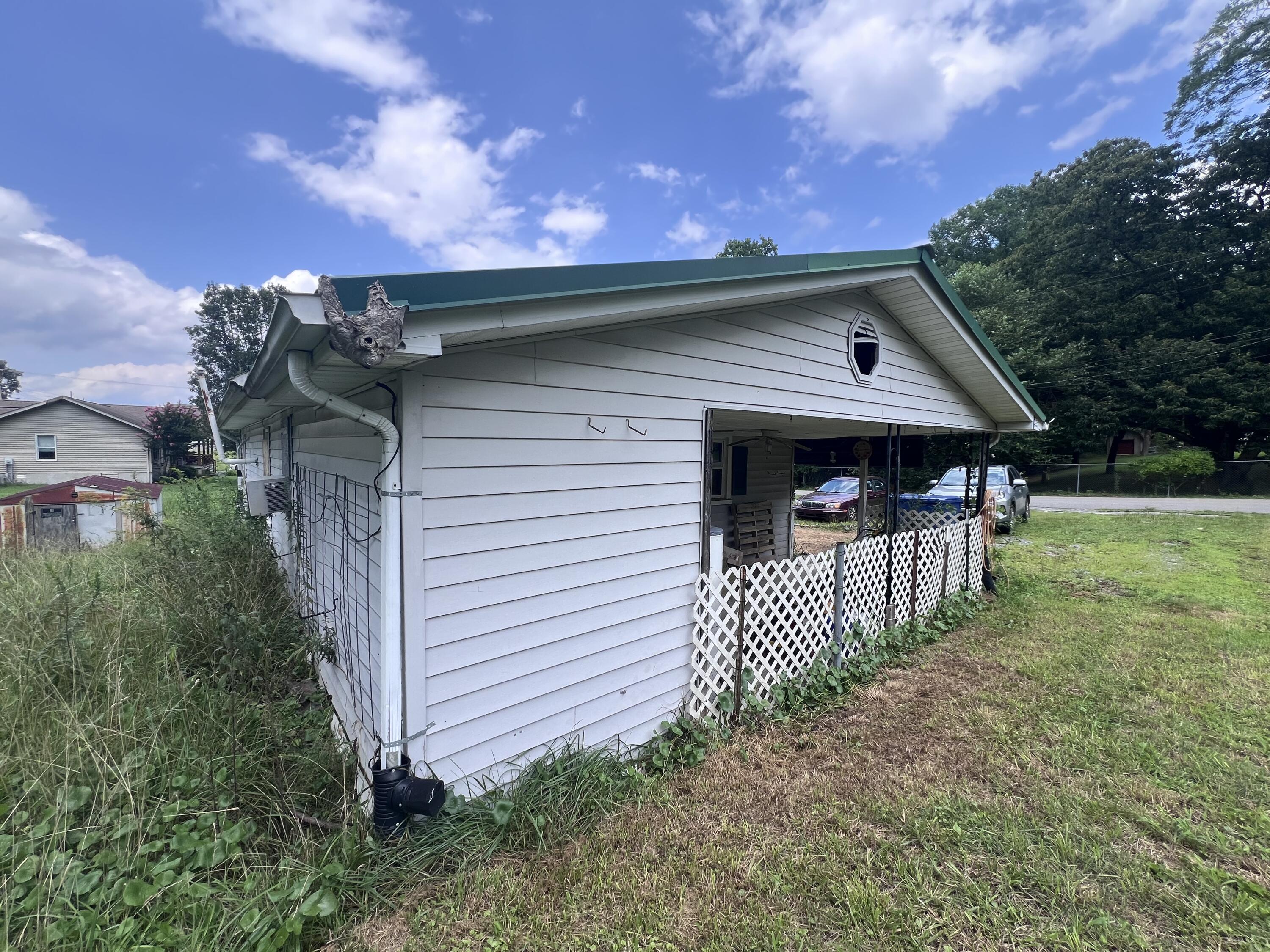 712 Balmoral Road Property Photo 3
