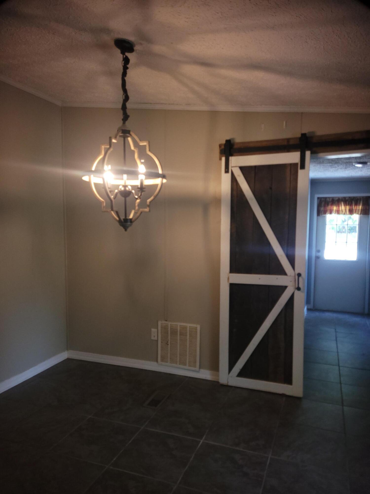 10 Timberland Circle Property Photo 14