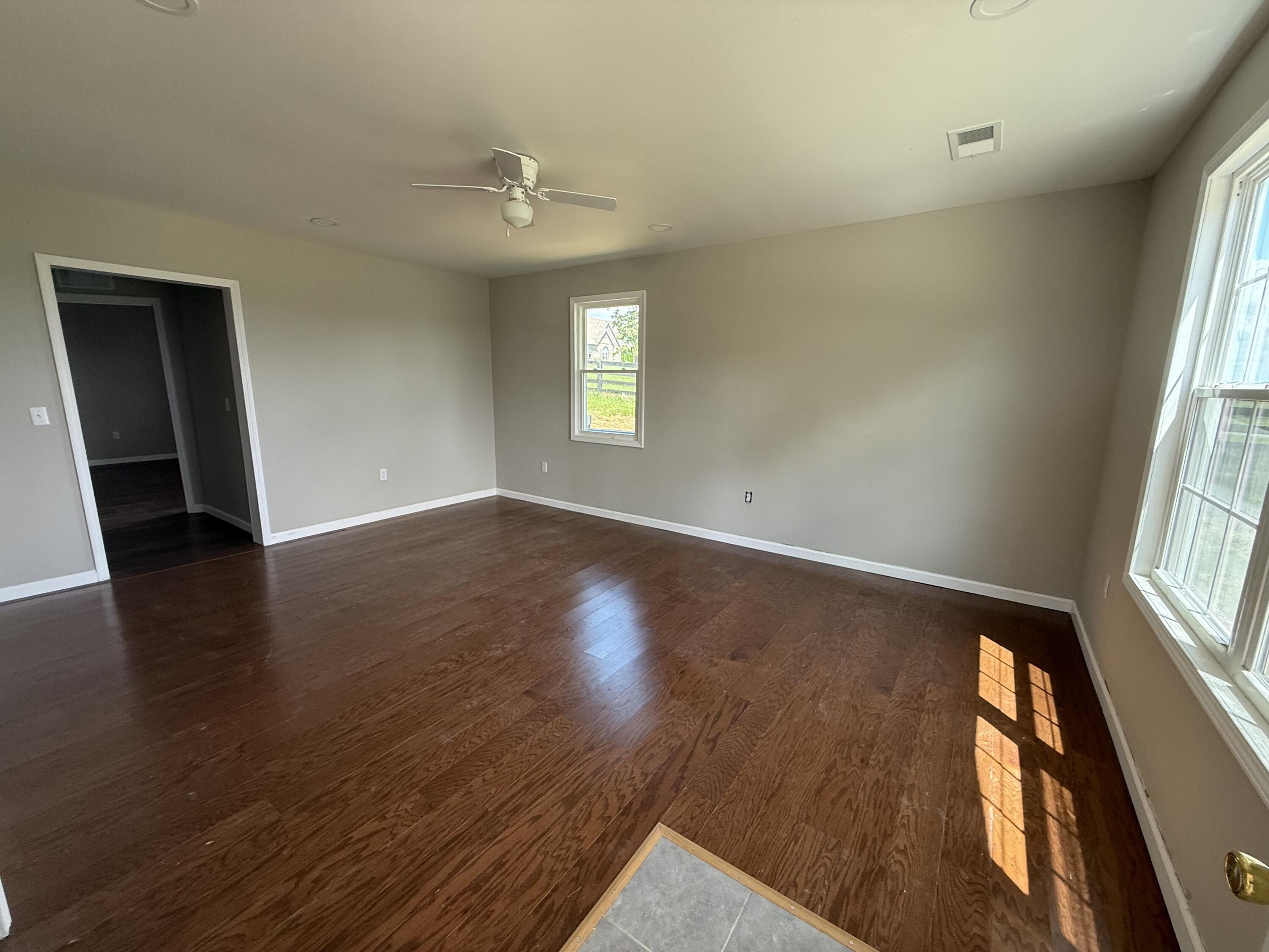 1505 White Road Property Photo 9