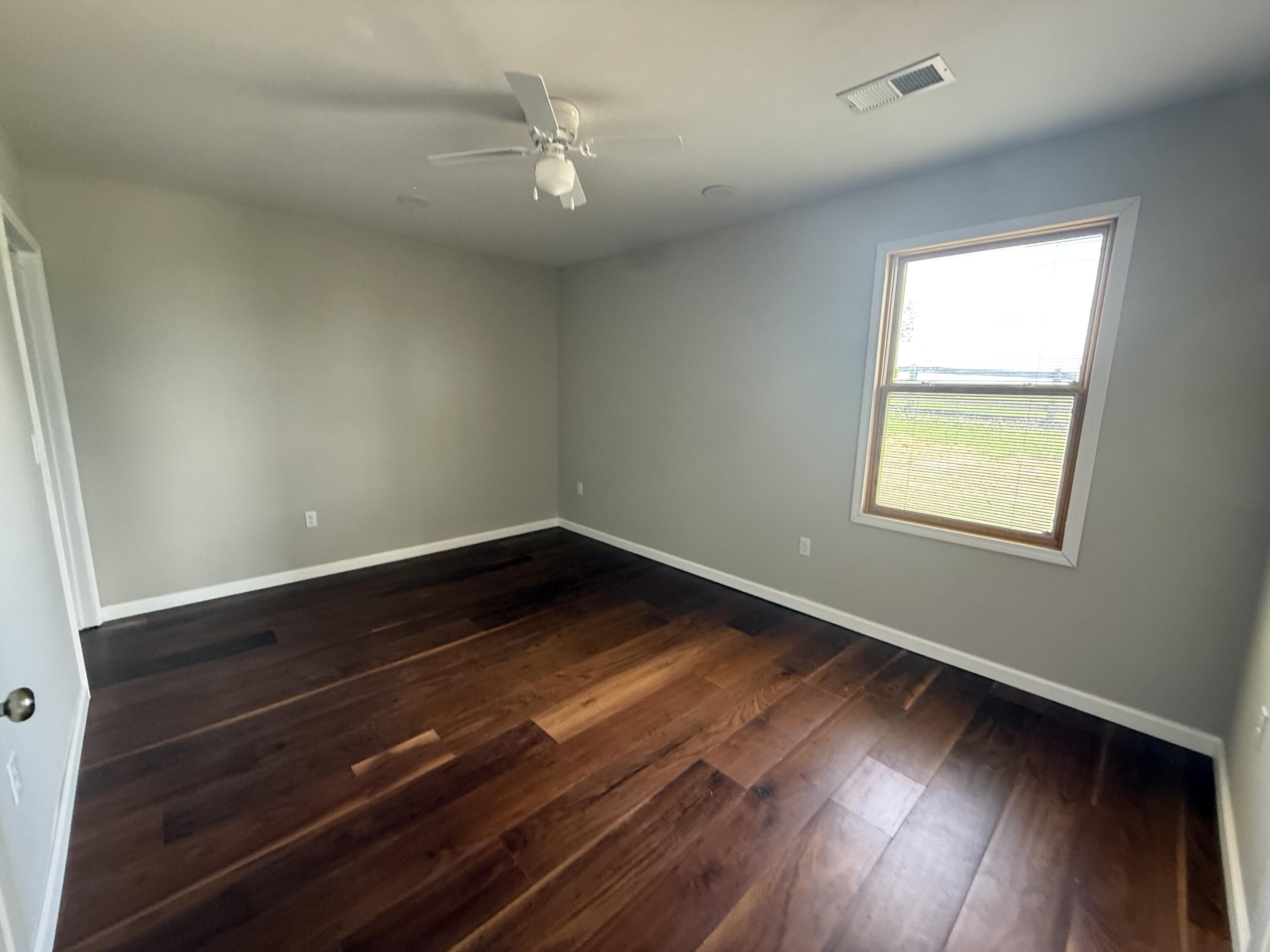 1505 White Road Property Photo 14