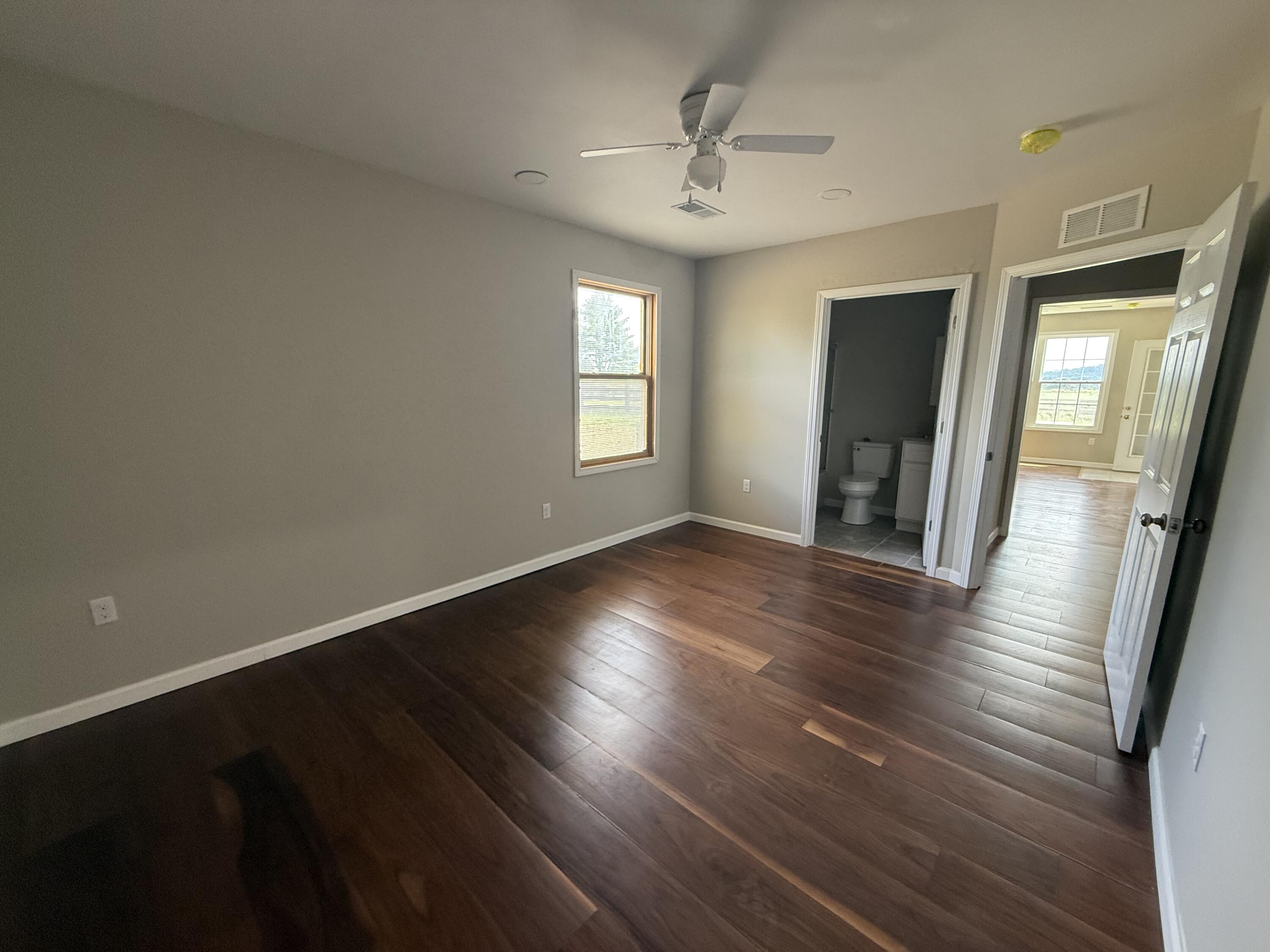 1505 White Road Property Photo 17