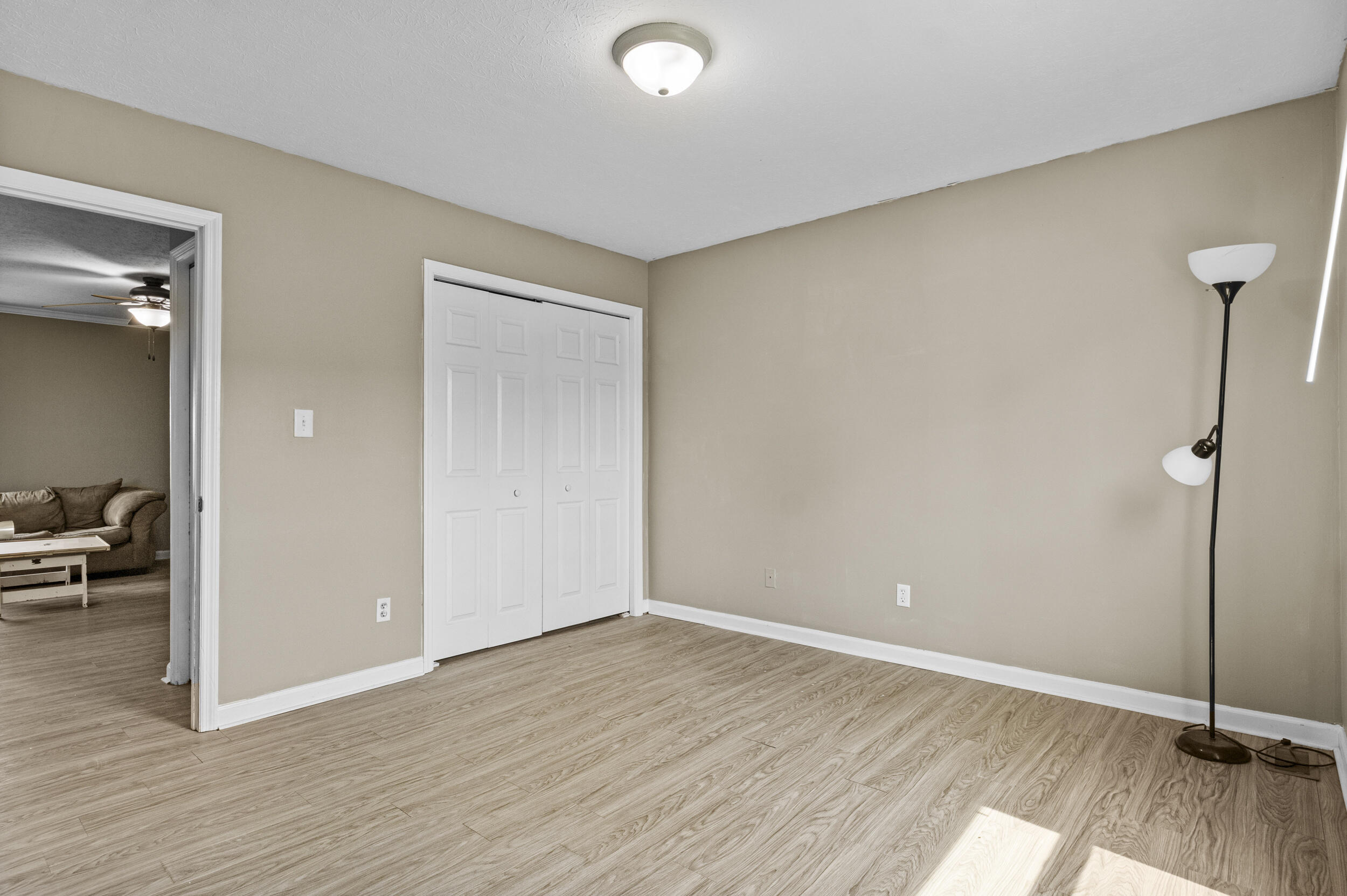 733 Lori Lane Property Photo 6