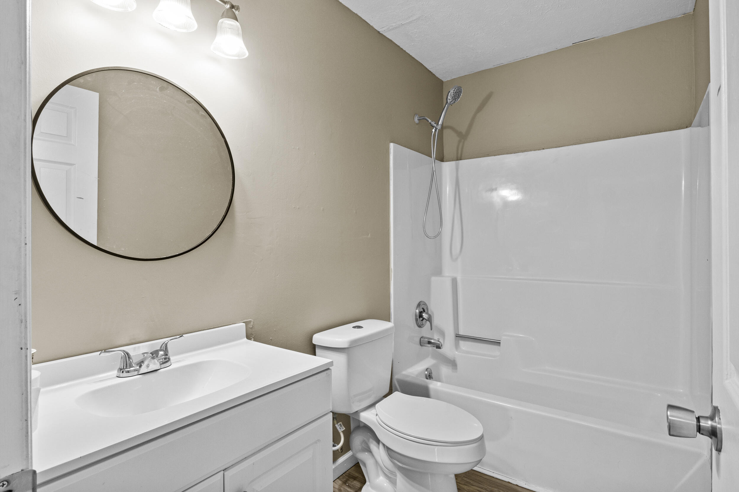 733 Lori Lane Property Photo 12