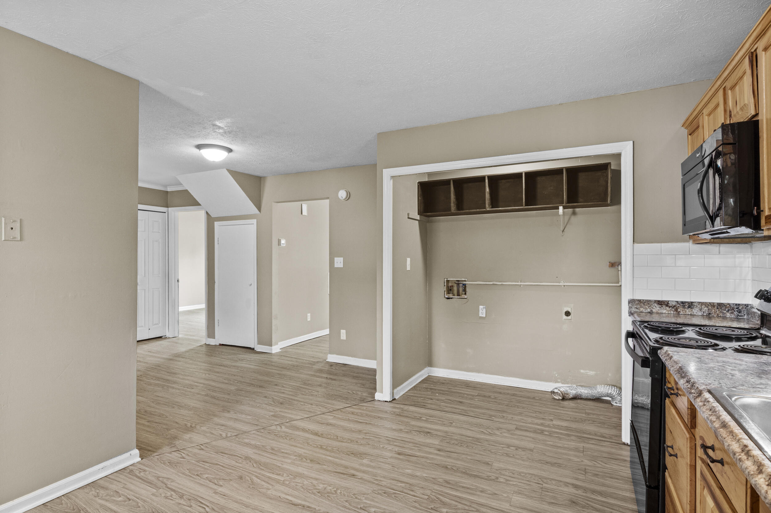 733 Lori Lane Property Photo 15
