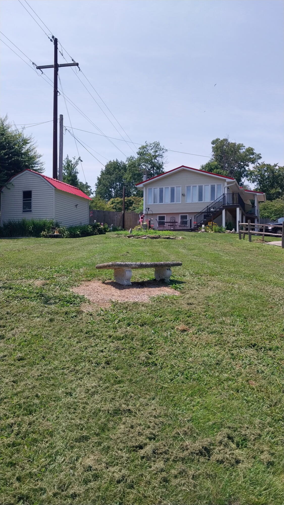 464 Sunrise Property Photo 12