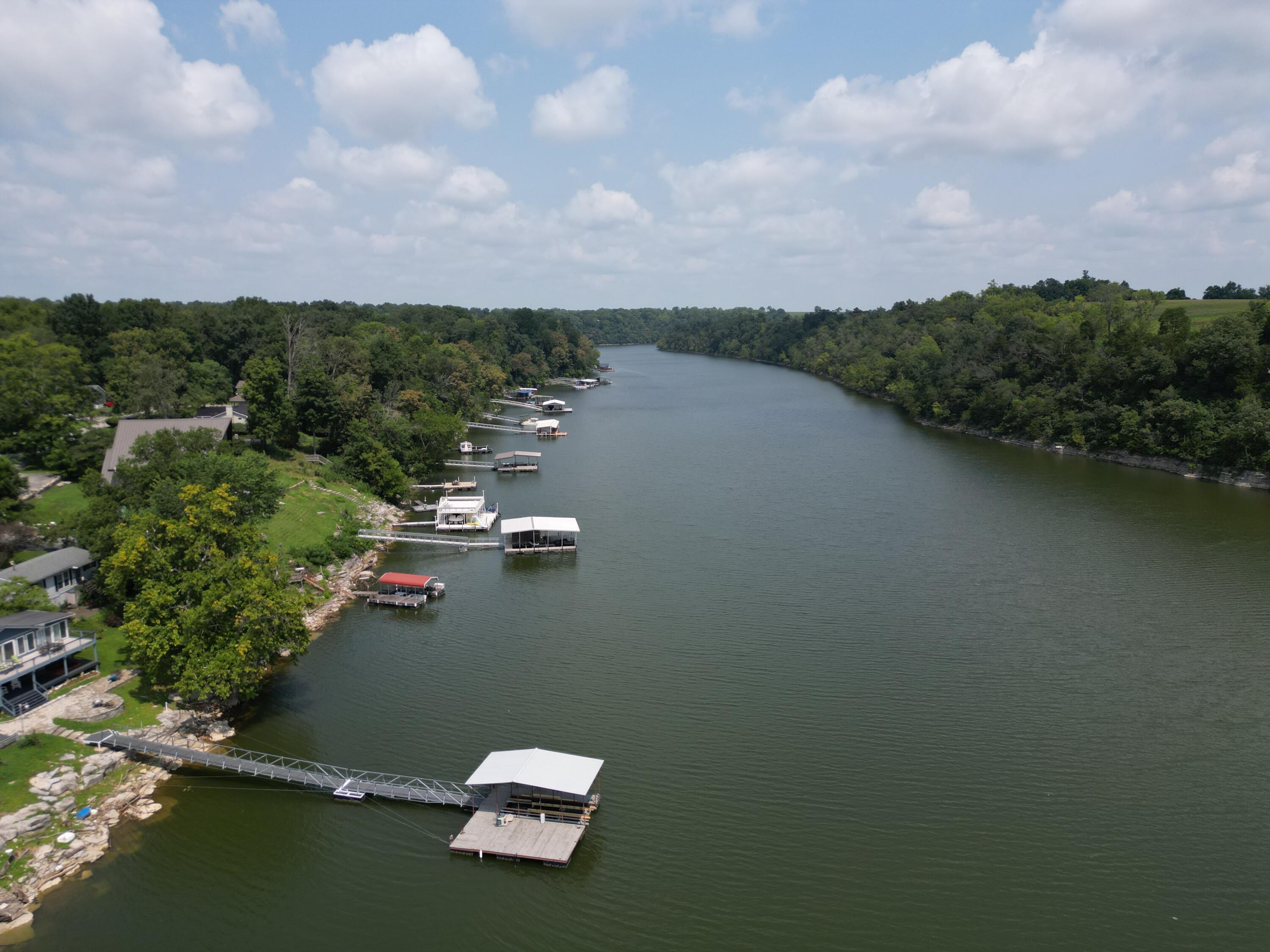464 Sunrise Property Photo 26