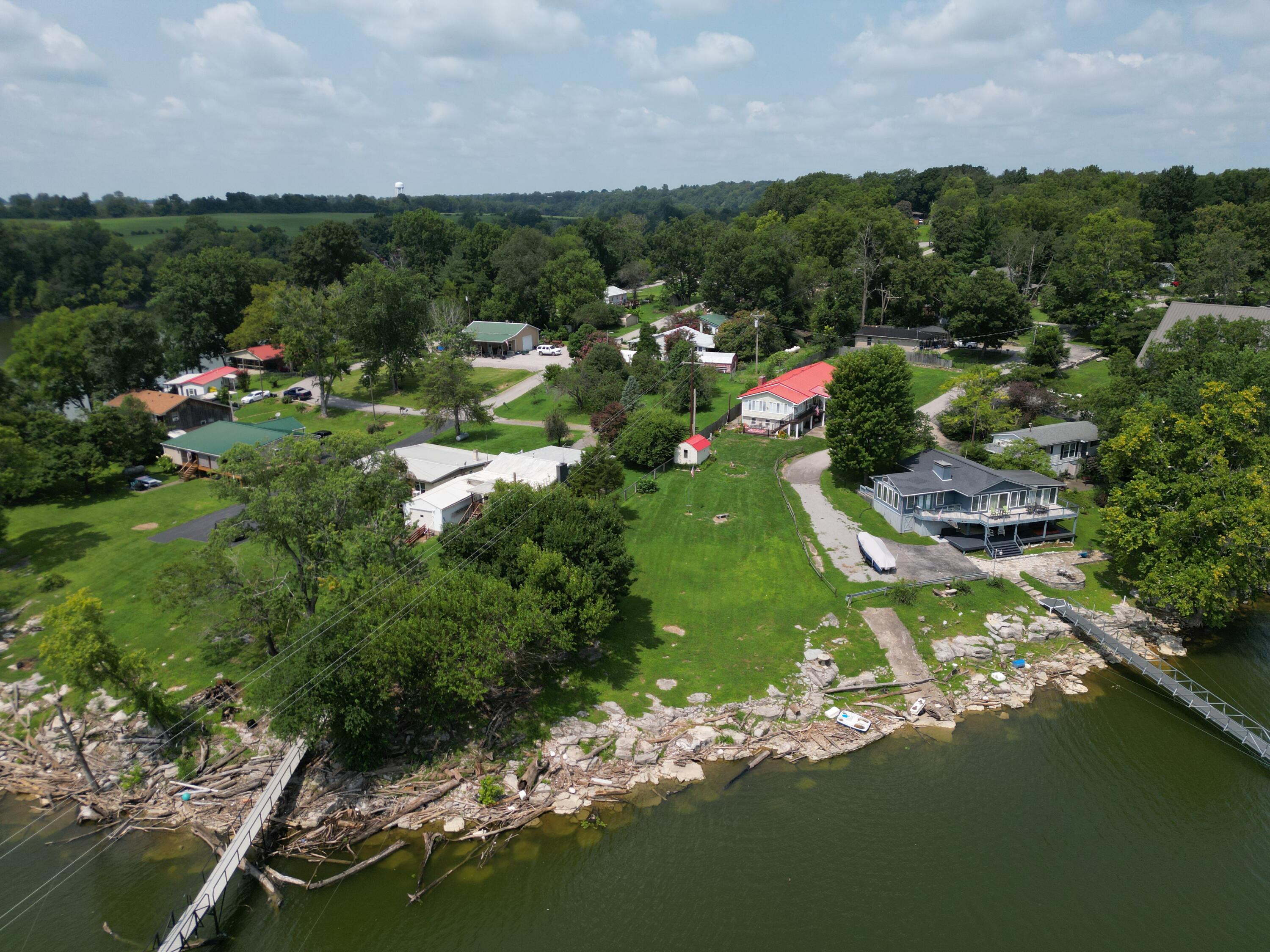 464 Sunrise Property Photo 27