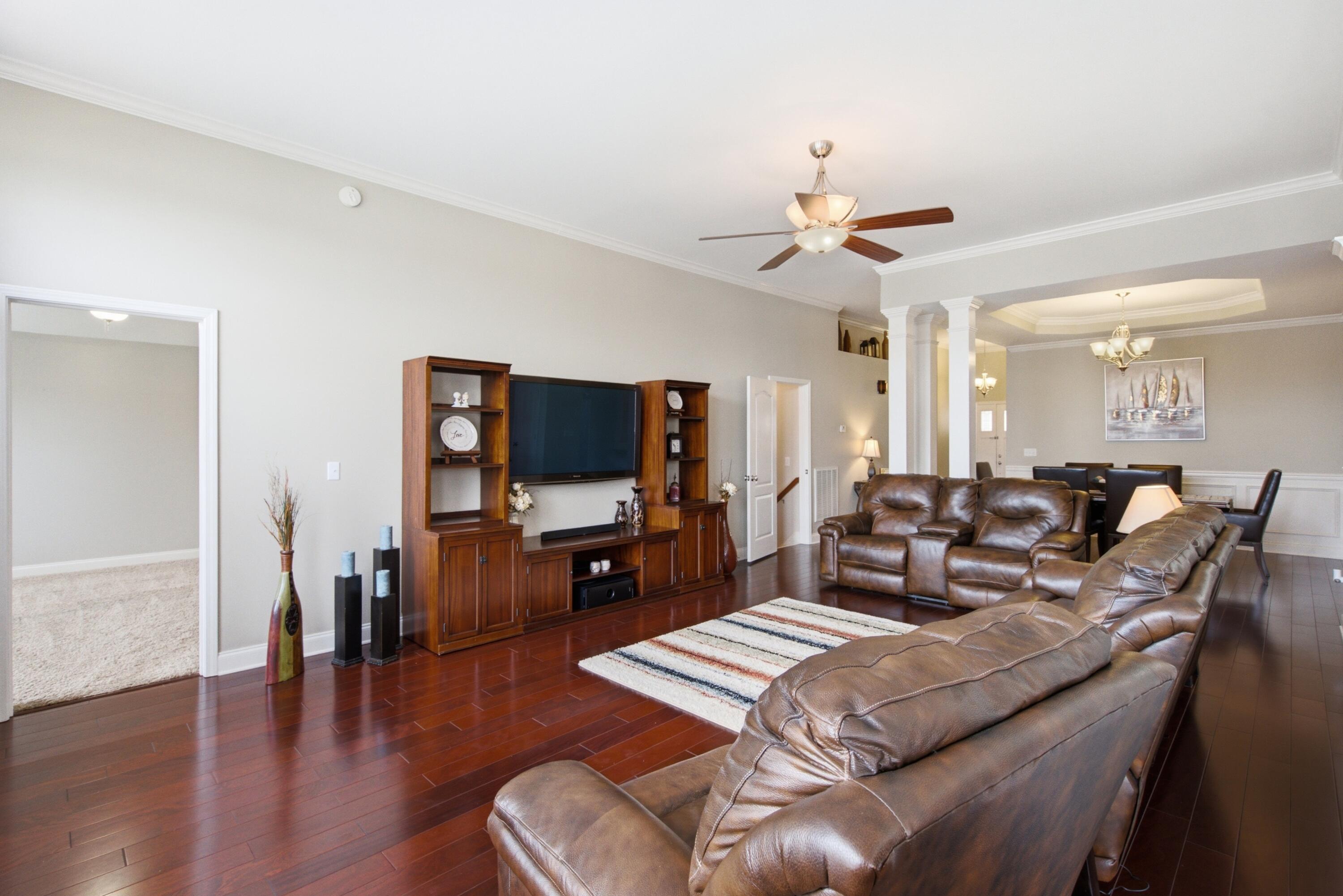 2973 Constantine Avenue Property Photo 14