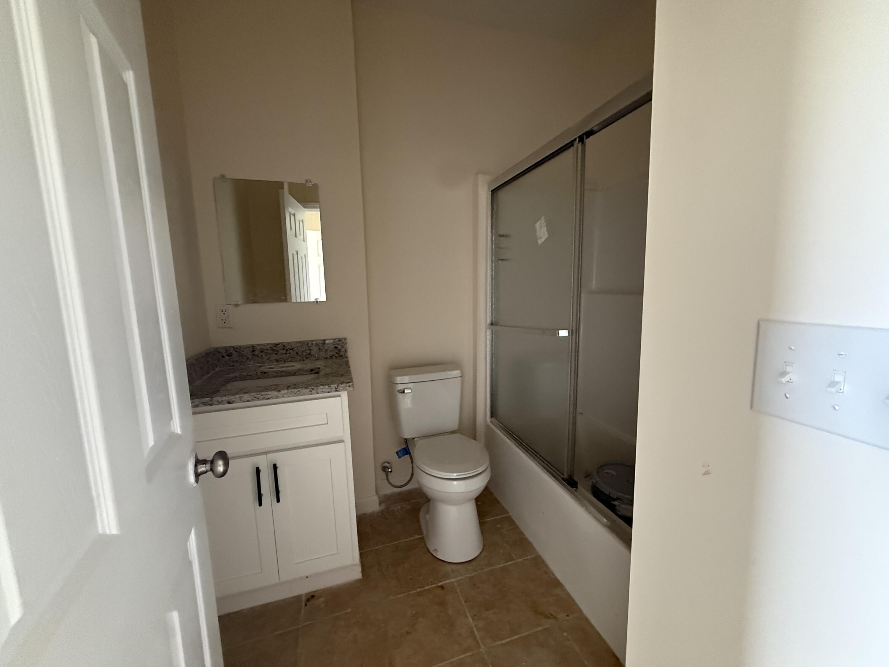 1615 White Road Property Photo 14