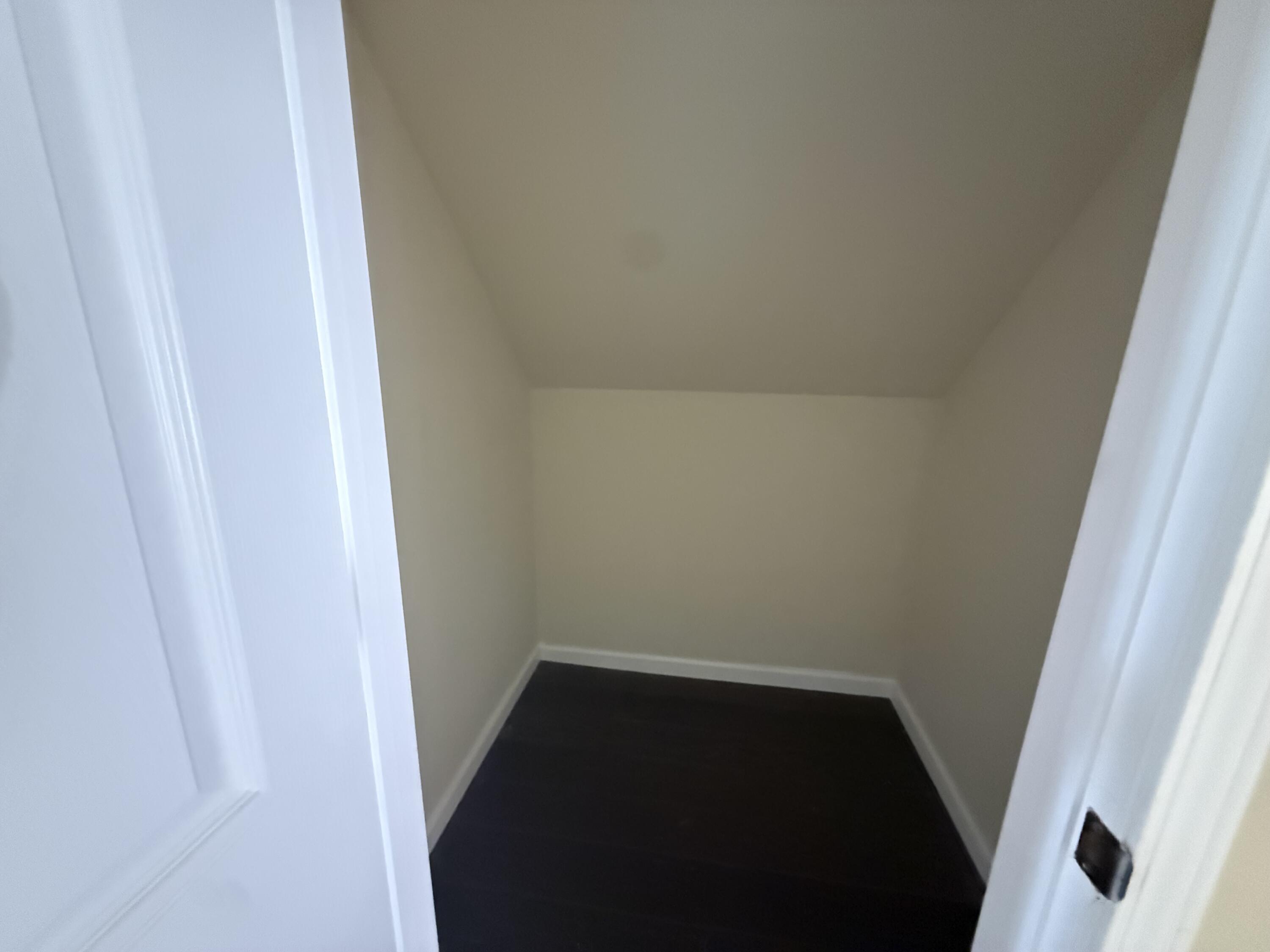 1615 White Road Property Photo 26