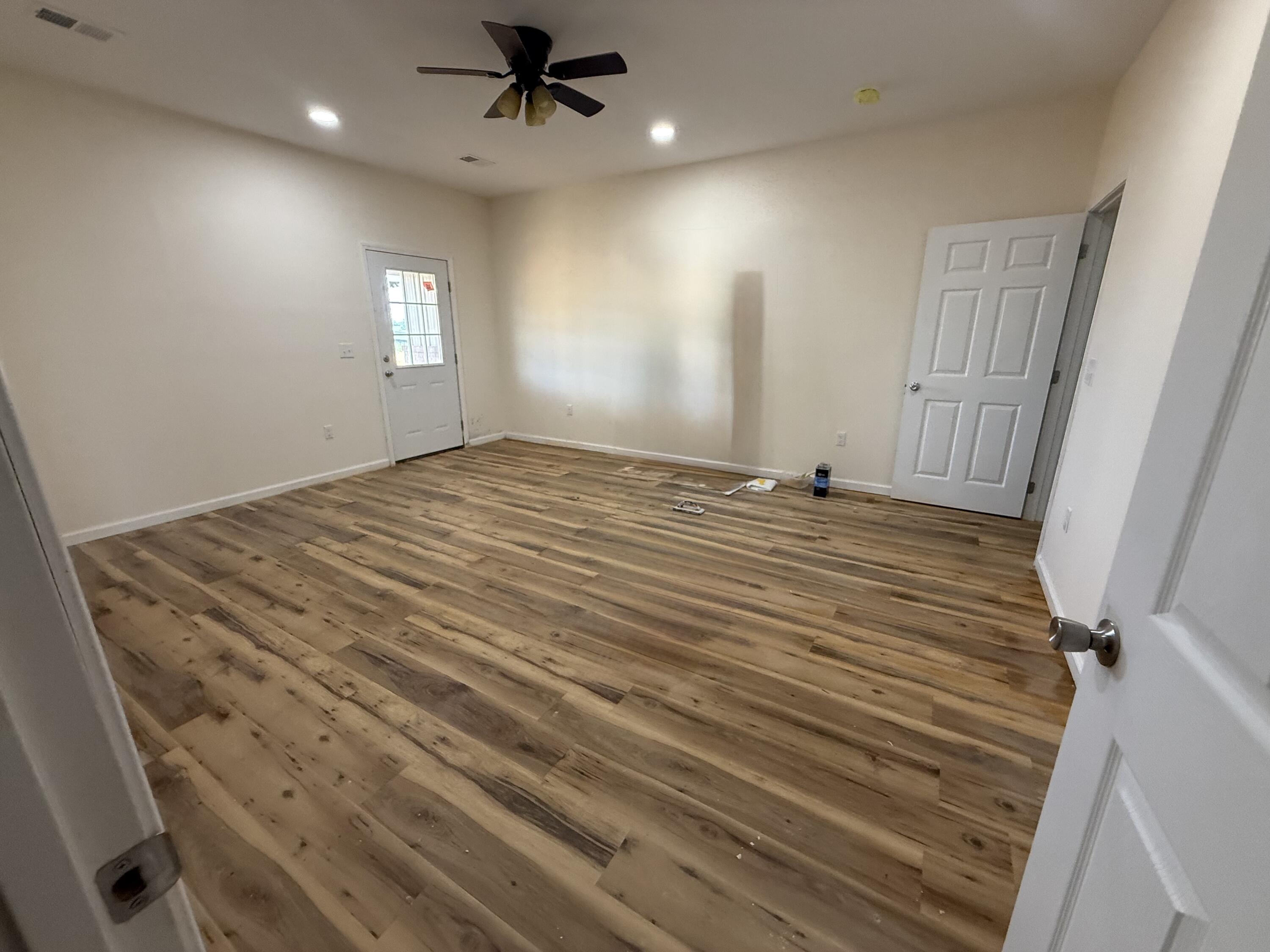 1615 White Road Property Photo 31