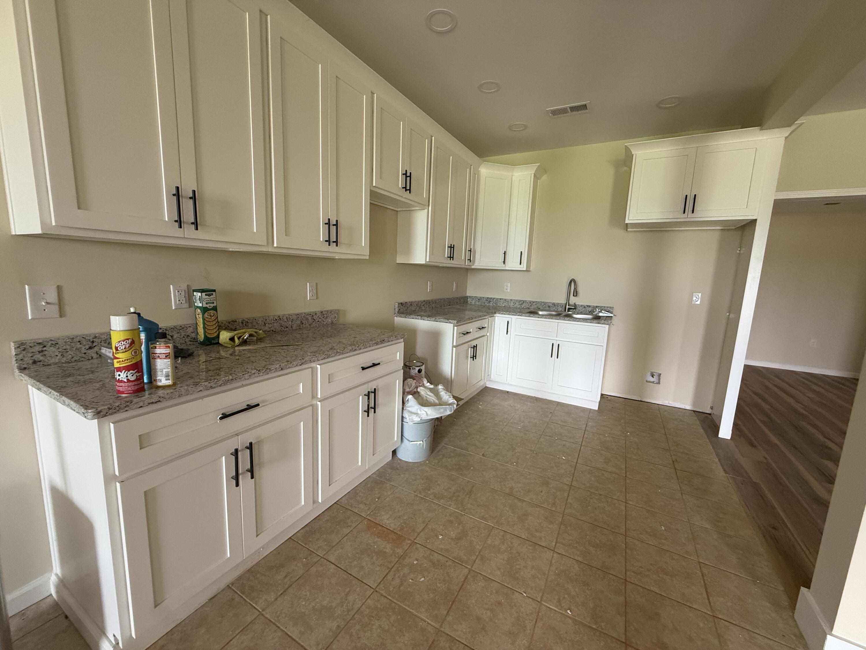 1615 White Road Property Photo 34