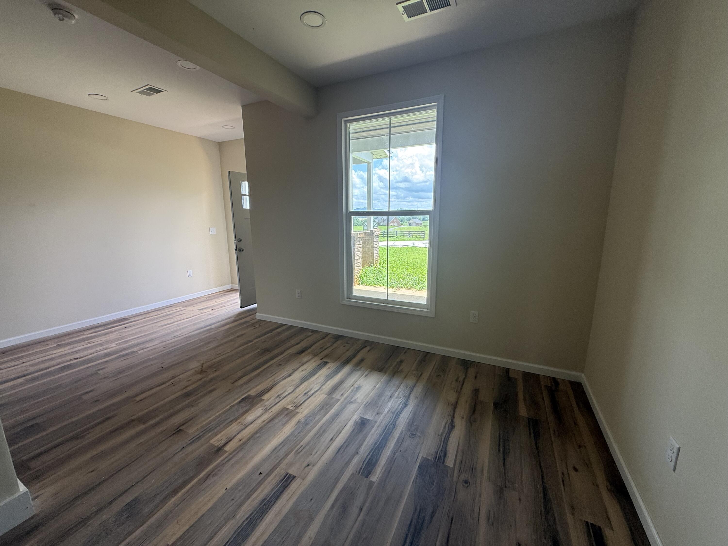 1615 White Road Property Photo 35