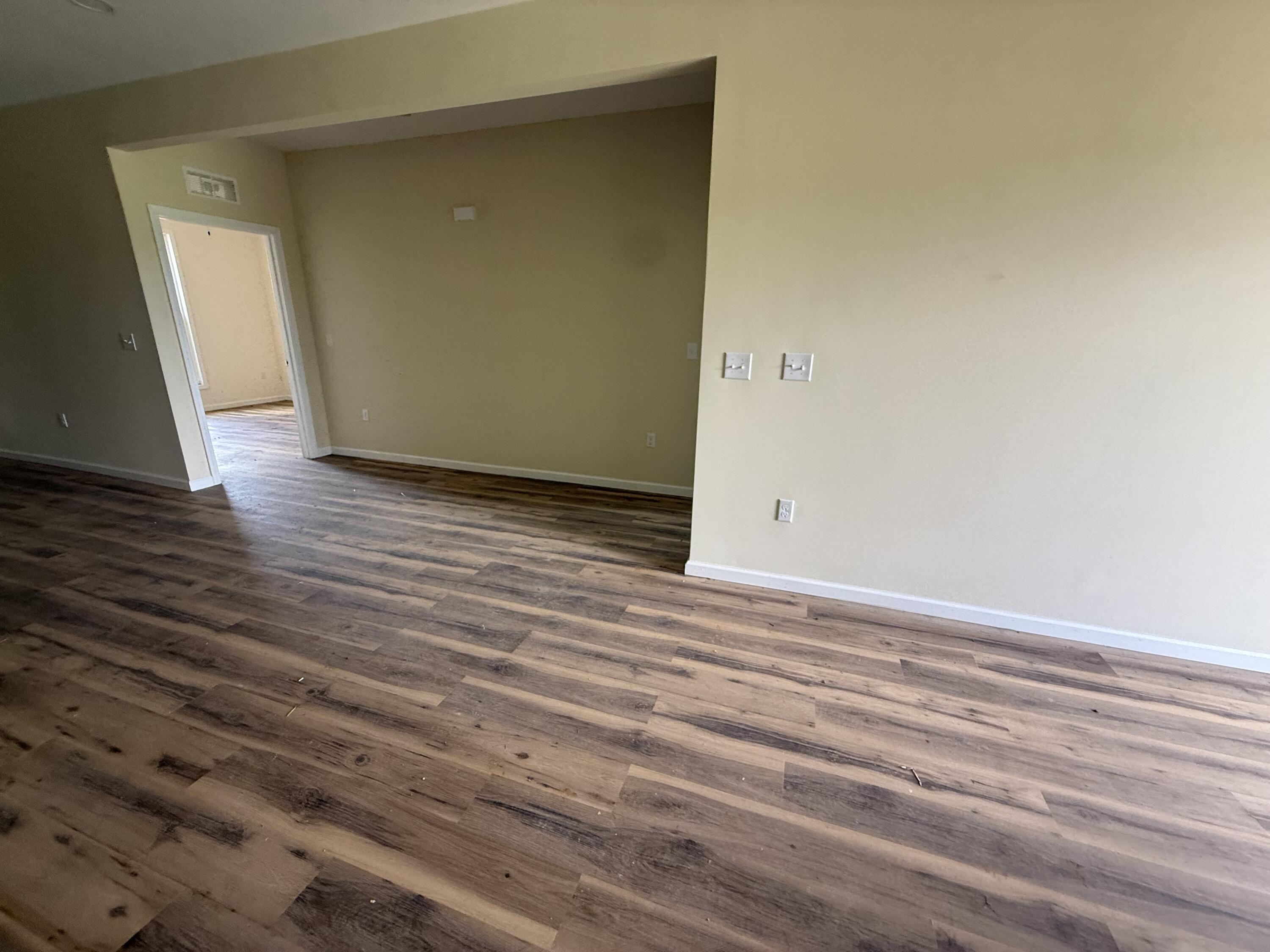 1615 White Road Property Photo 36
