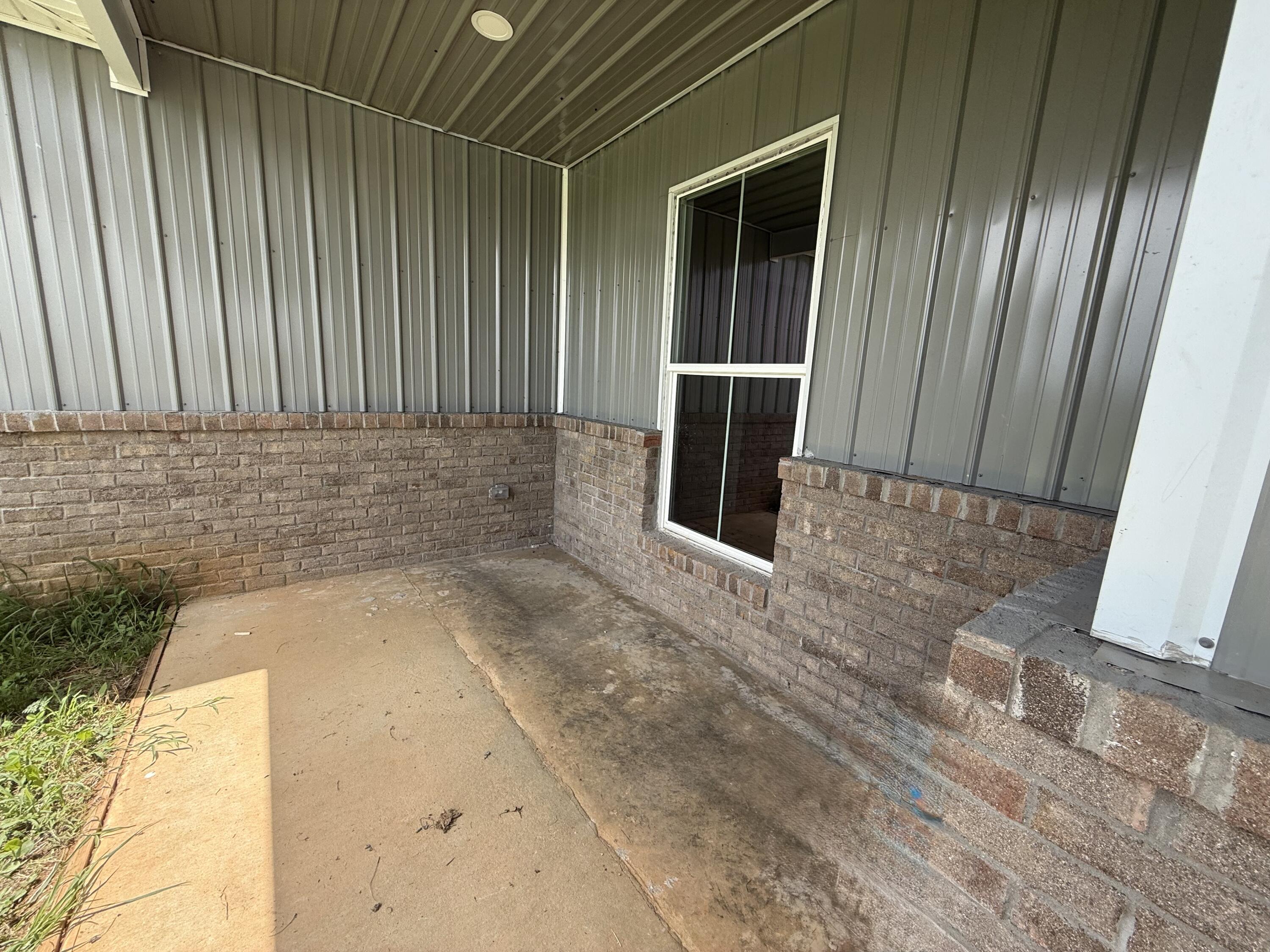 1615 White Road Property Photo 39