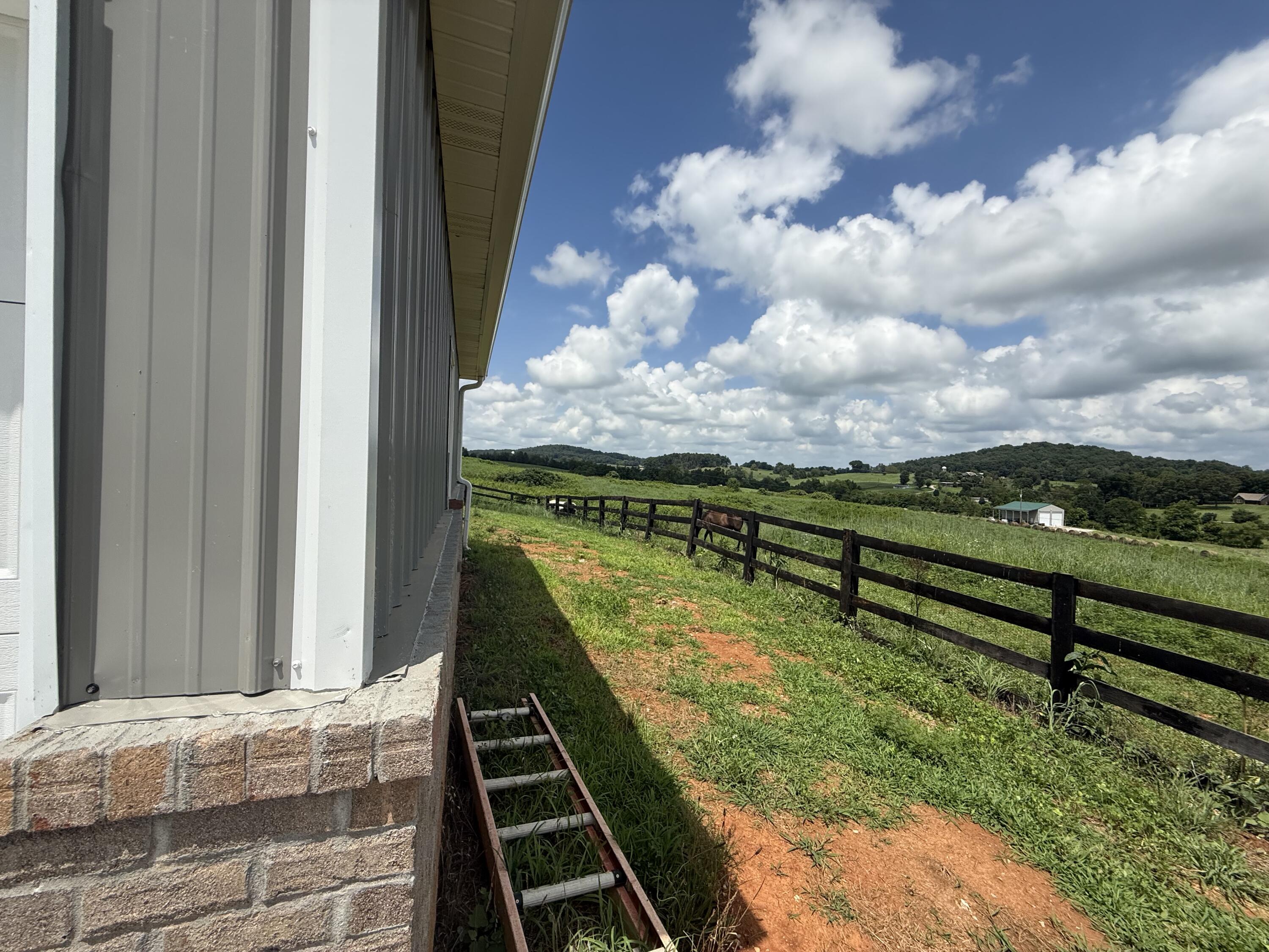 1615 White Road Property Photo 44