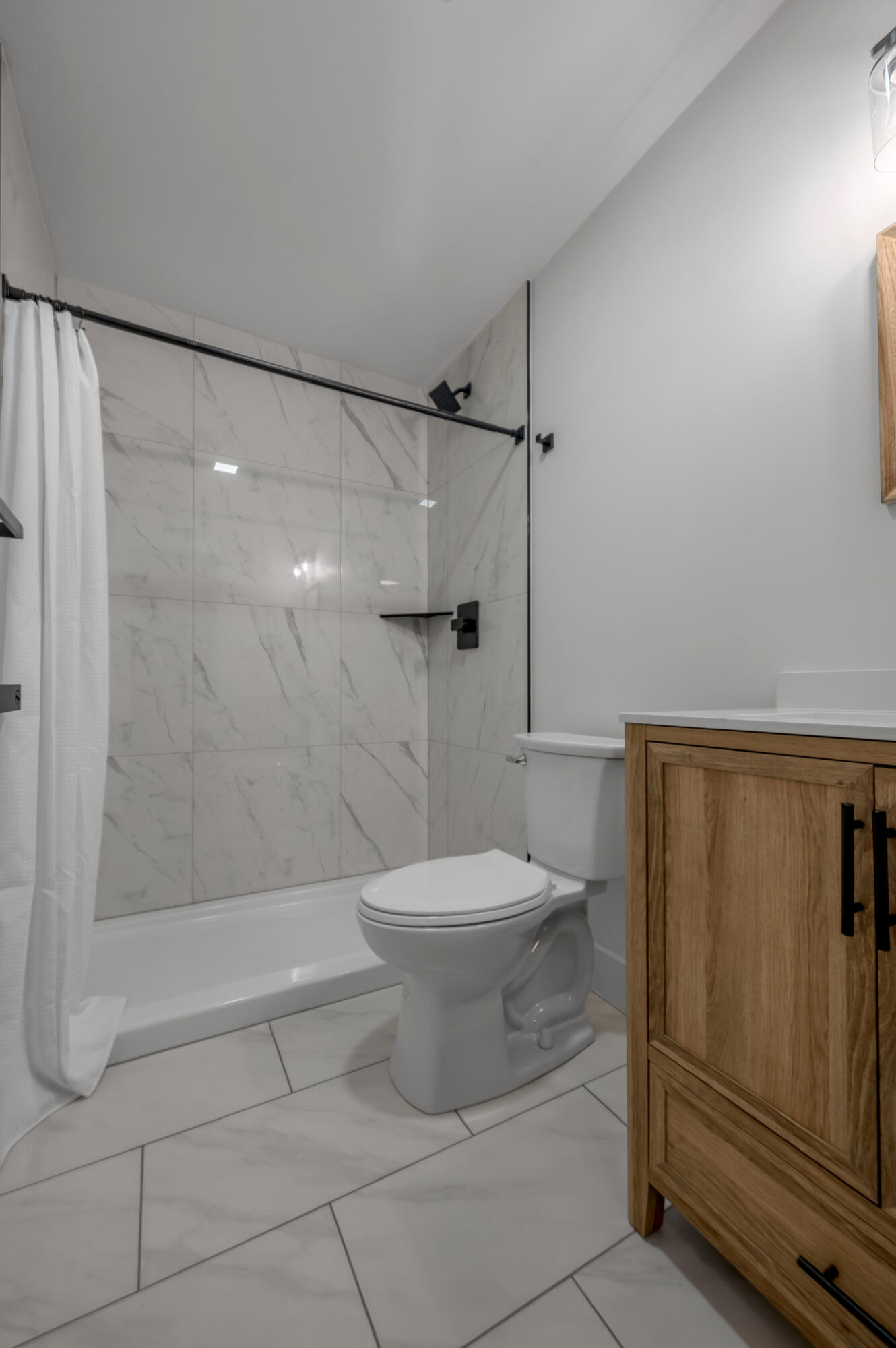 2434 Seine Road Property Photo 7