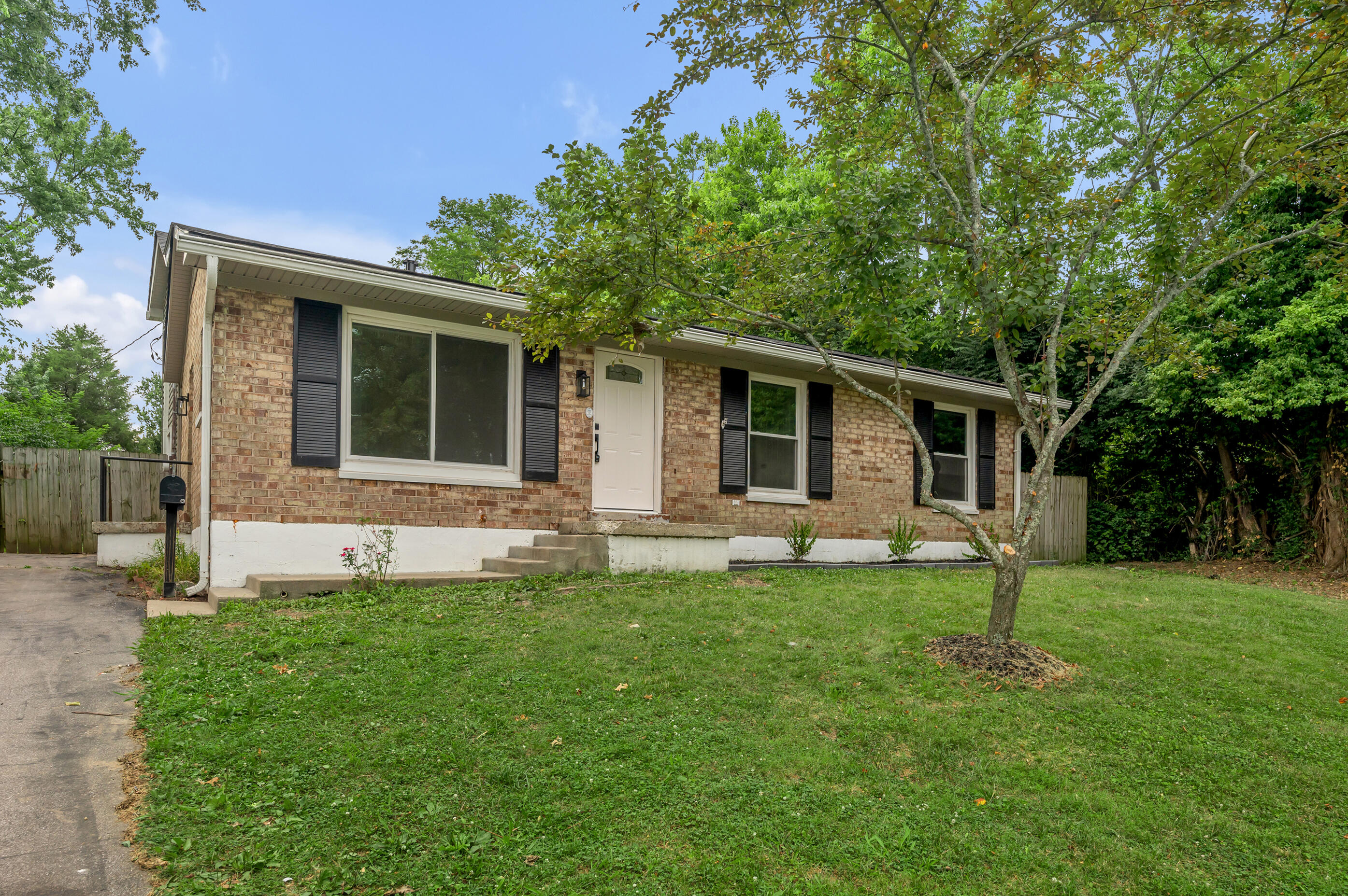 2434 Seine Road Property Photo 37