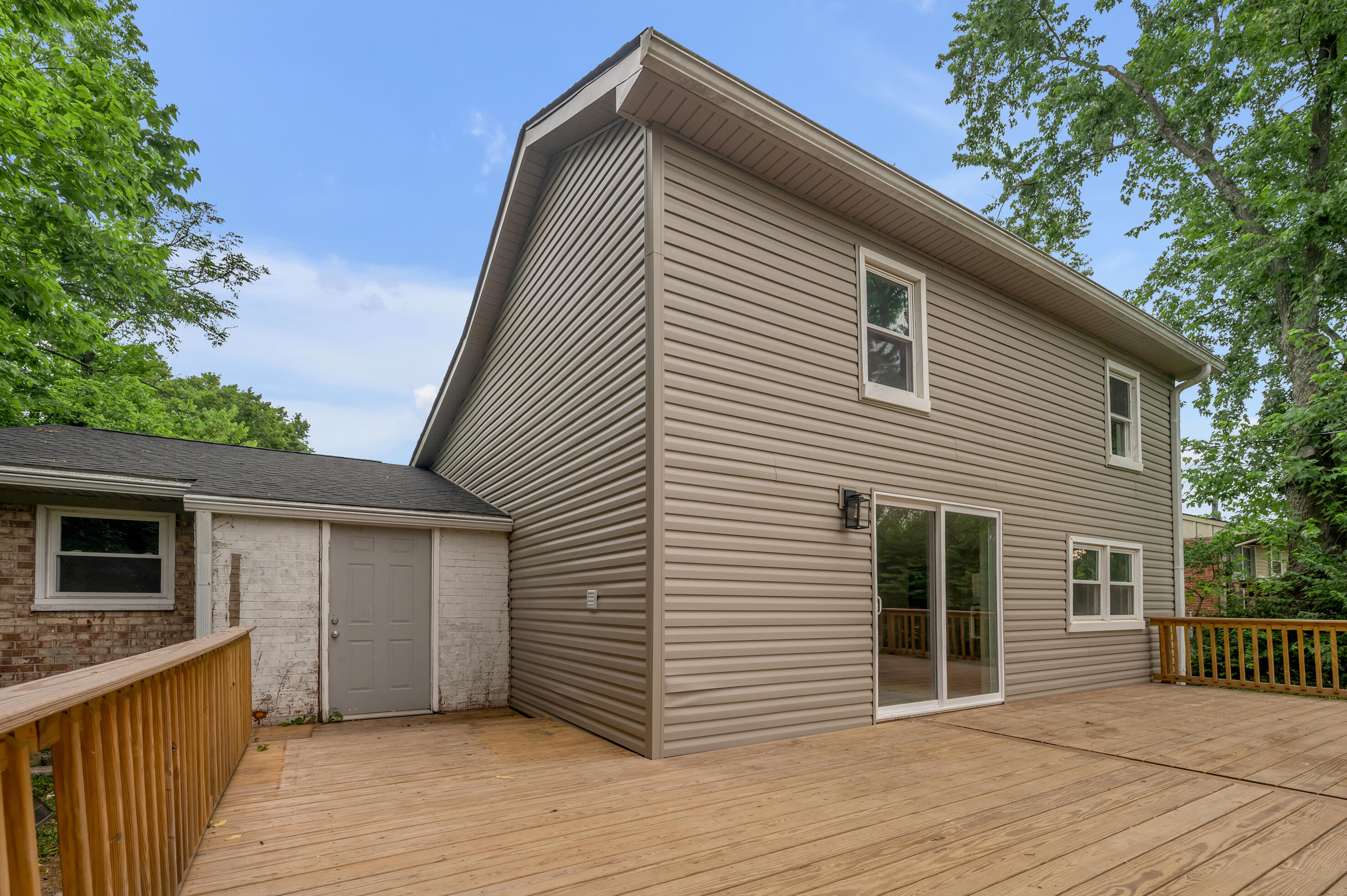 2434 Seine Road Property Photo 43