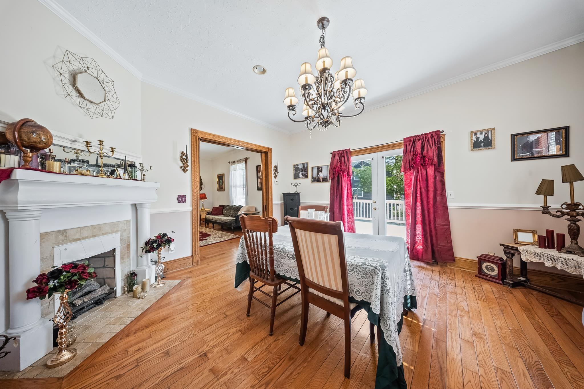 201 Riverside Drive Property Photo 8