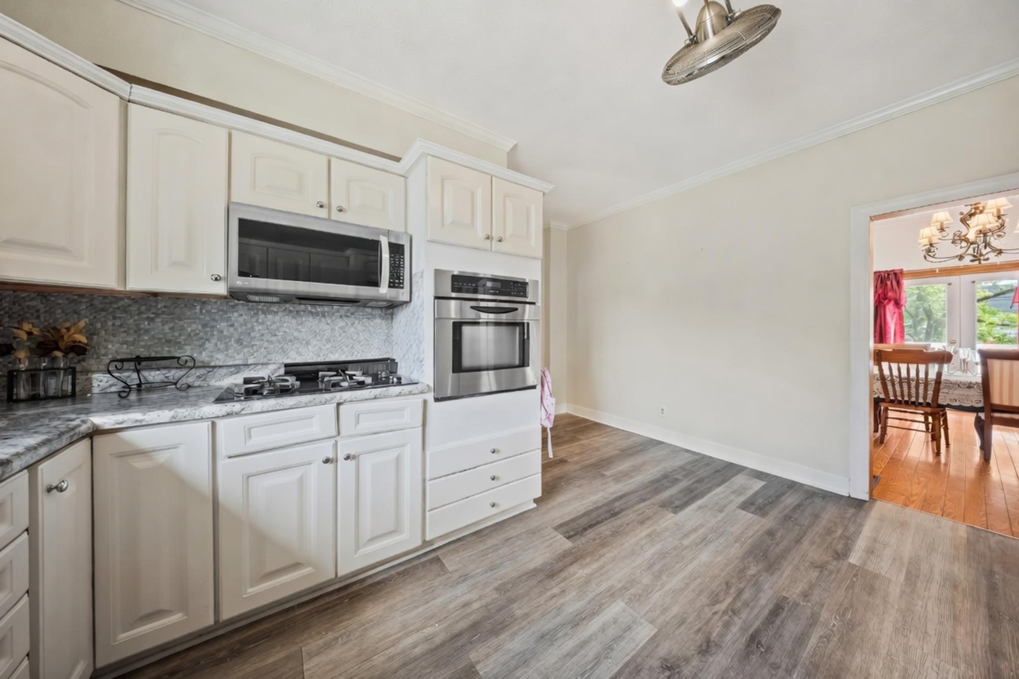 201 Riverside Drive Property Photo 13