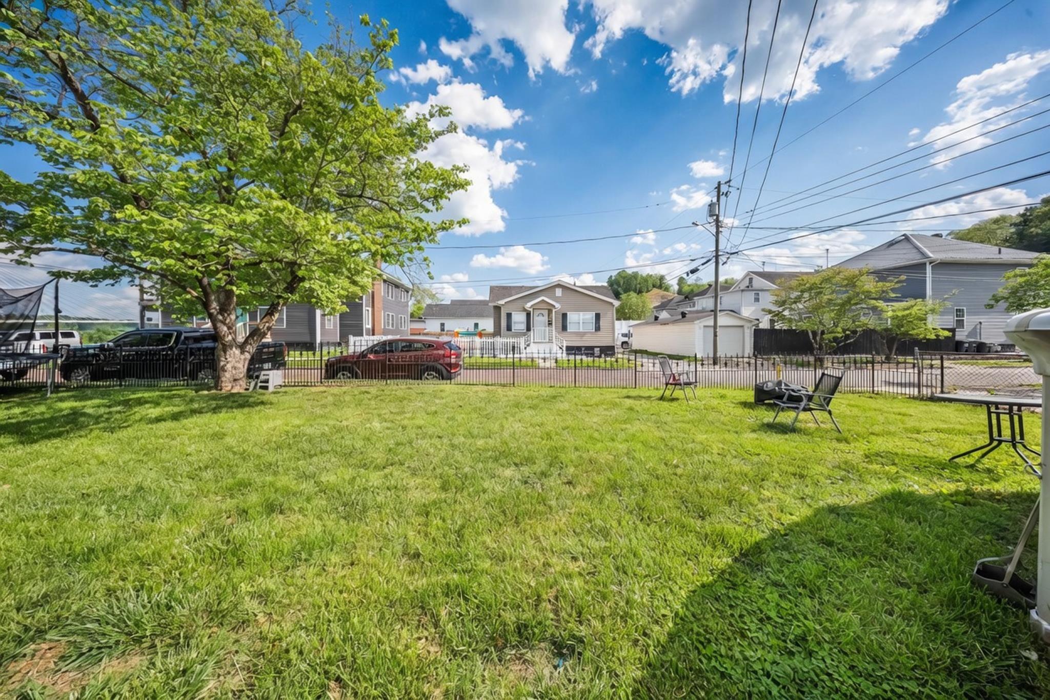 201 Riverside Drive Property Photo 22